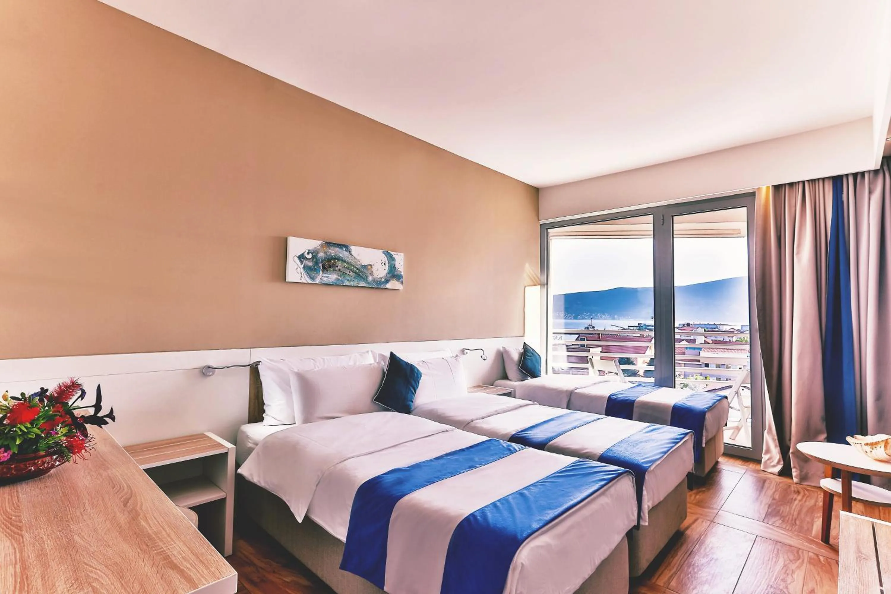 Bedroom, Bed in Carine Hotel Delfin