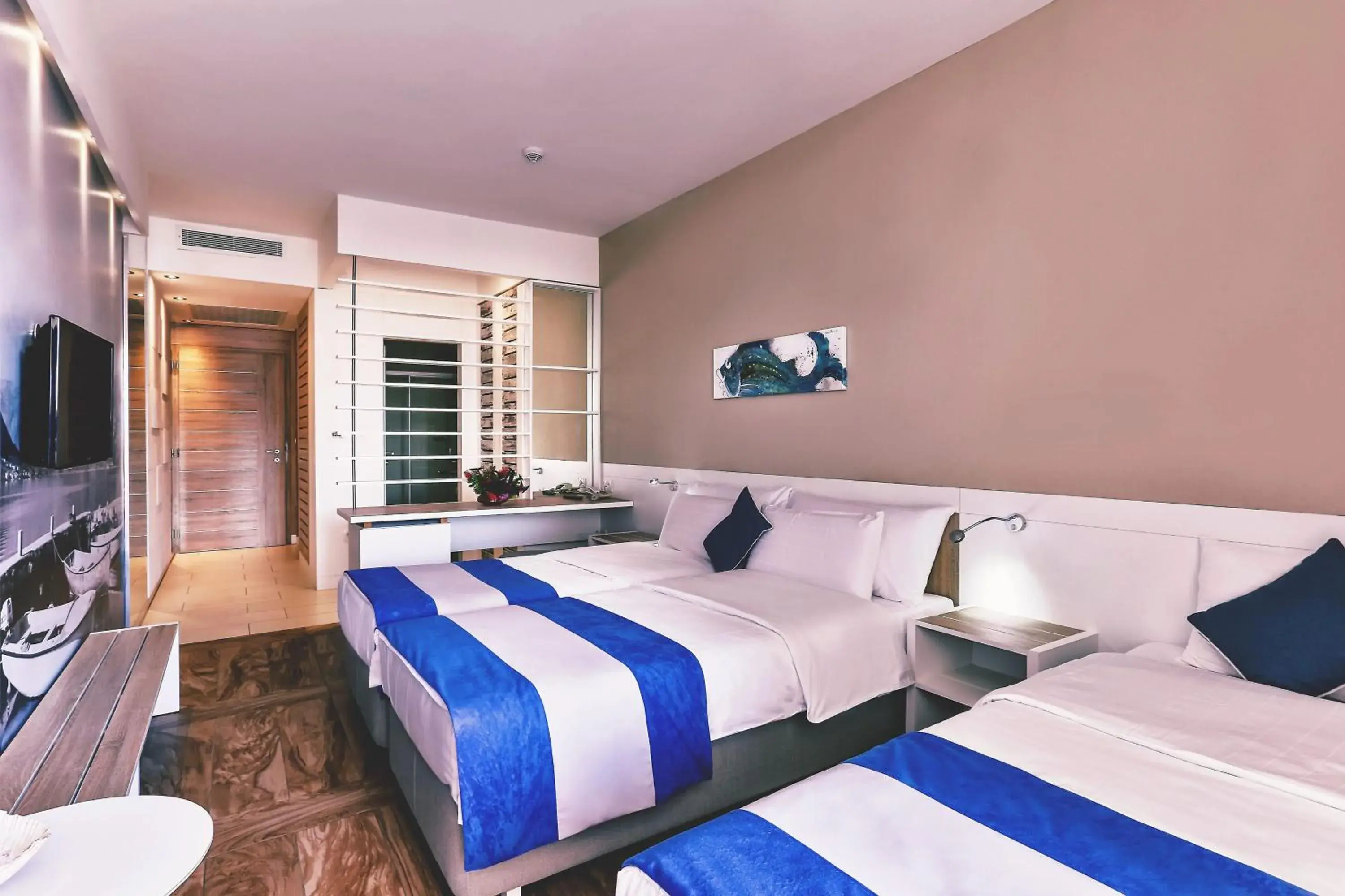 Bedroom, Bed in Carine Hotel Delfin Bedroom, Bed in Carine Hotel Delfin