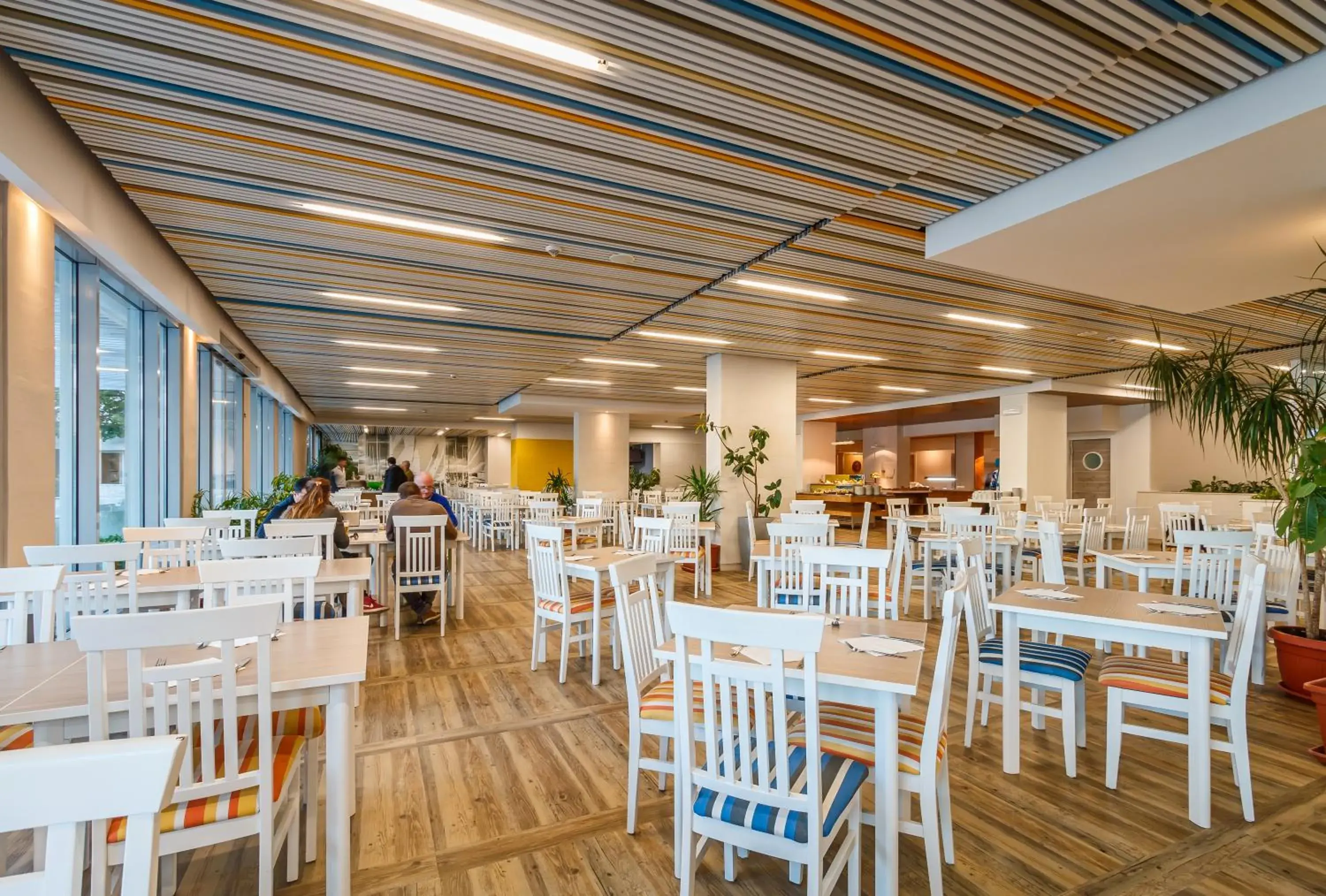 Breakfast in Carine Hotel Delfin Breakfast in Carine Hotel Delfin