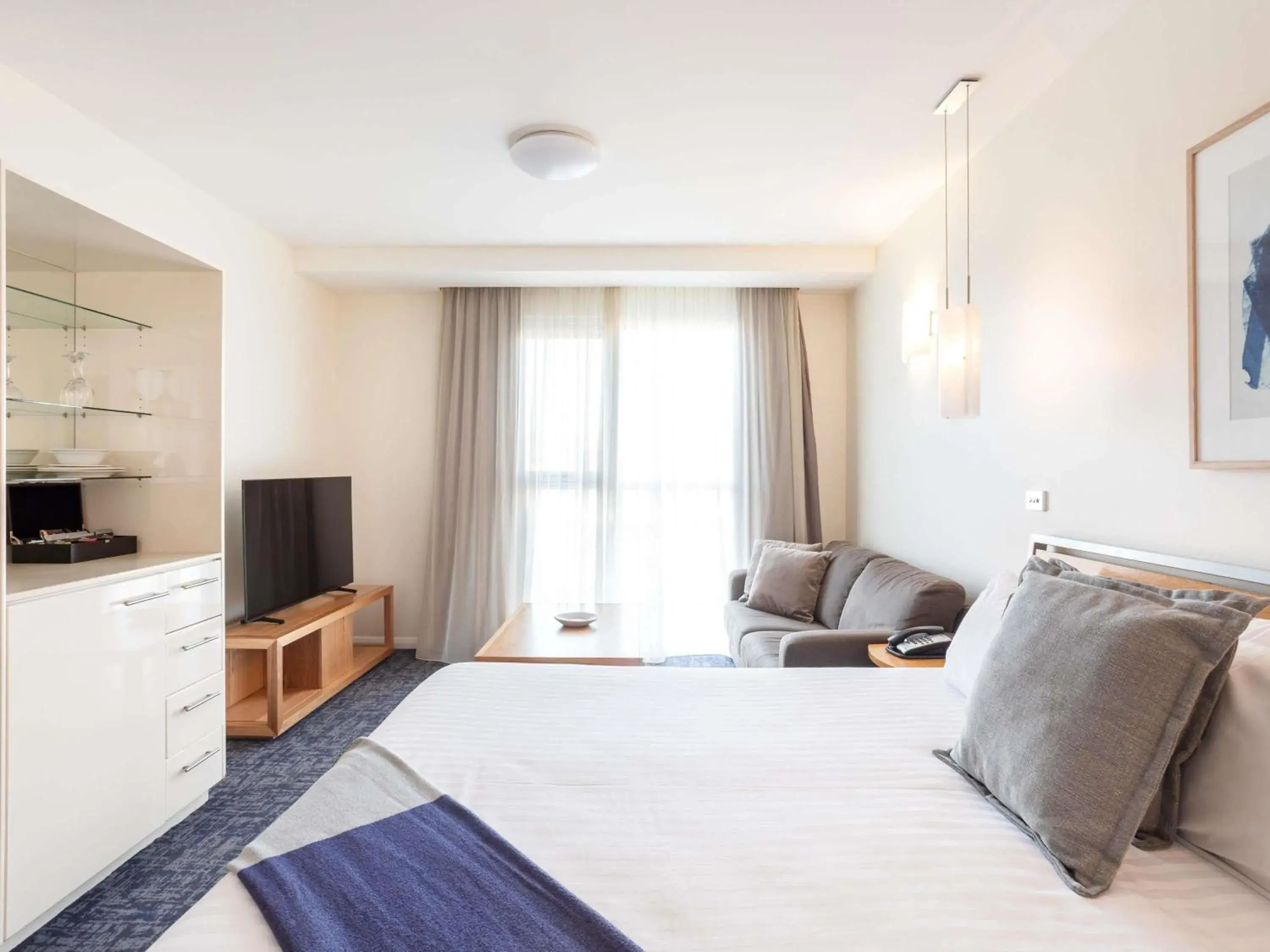 Bedroom, Bed in Peppers Seaport Launceston Bedroom, Bed in Peppers Seaport Launceston