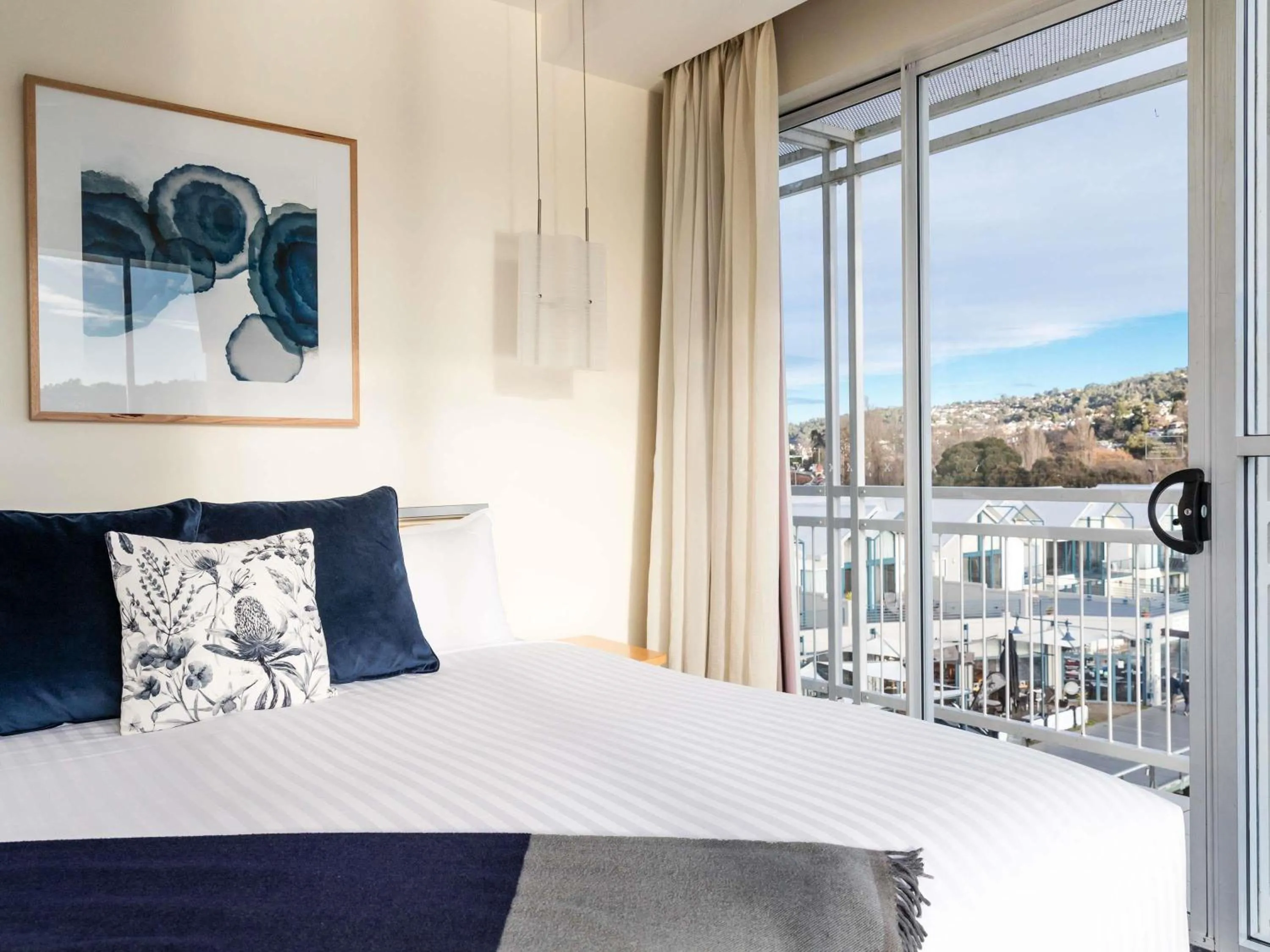 Bedroom, Bed in Peppers Seaport Launceston