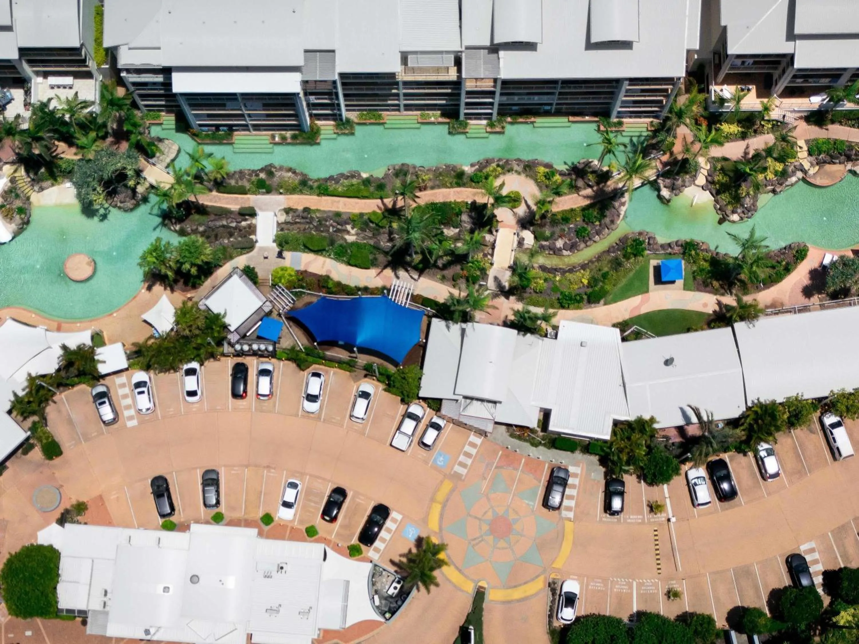 Property building in BreakFree Alexandra Beach