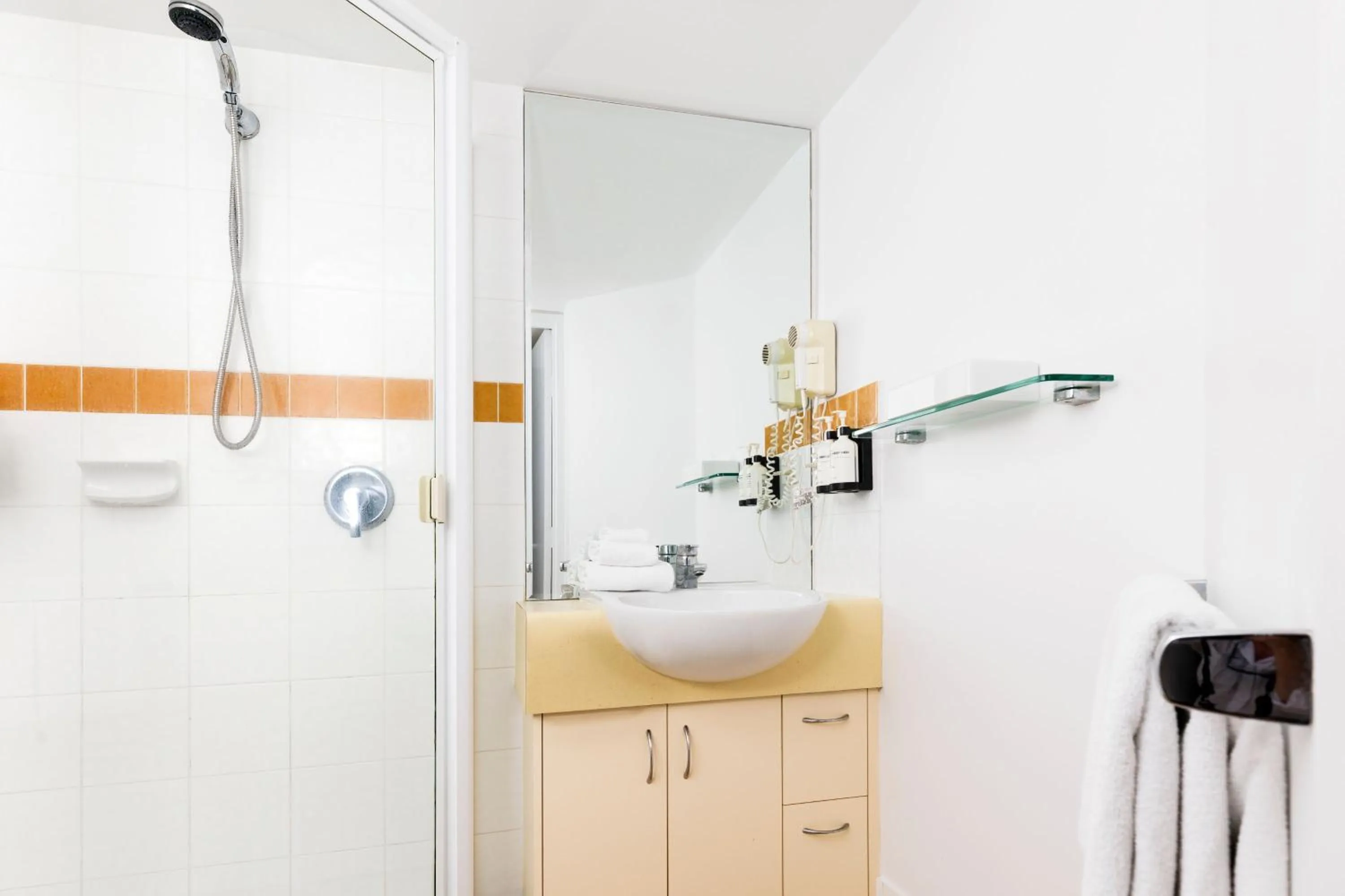 Bathroom in BreakFree Alexandra Beach