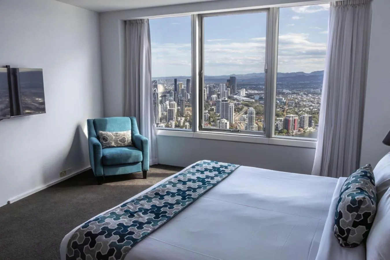 Bed in Q1 Resort & Spa - Official