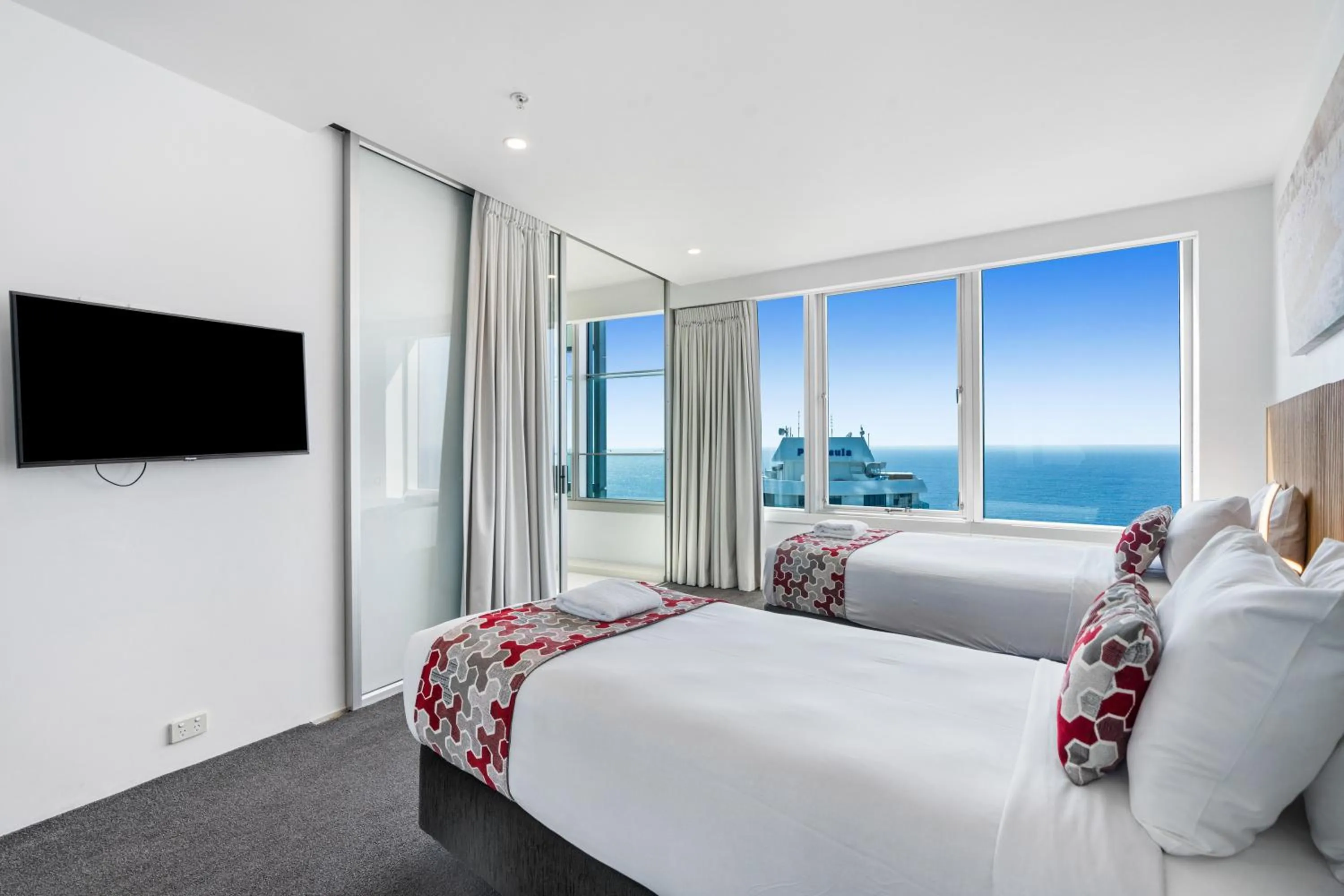 Bed in Q1 Resort & Spa - Official