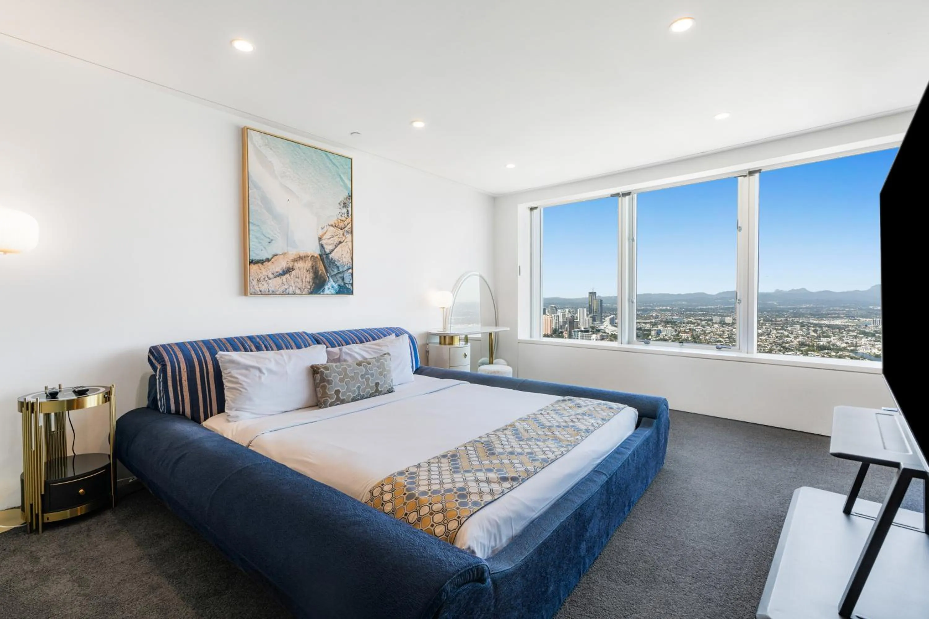 Bed in Q1 Resort & Spa - Official