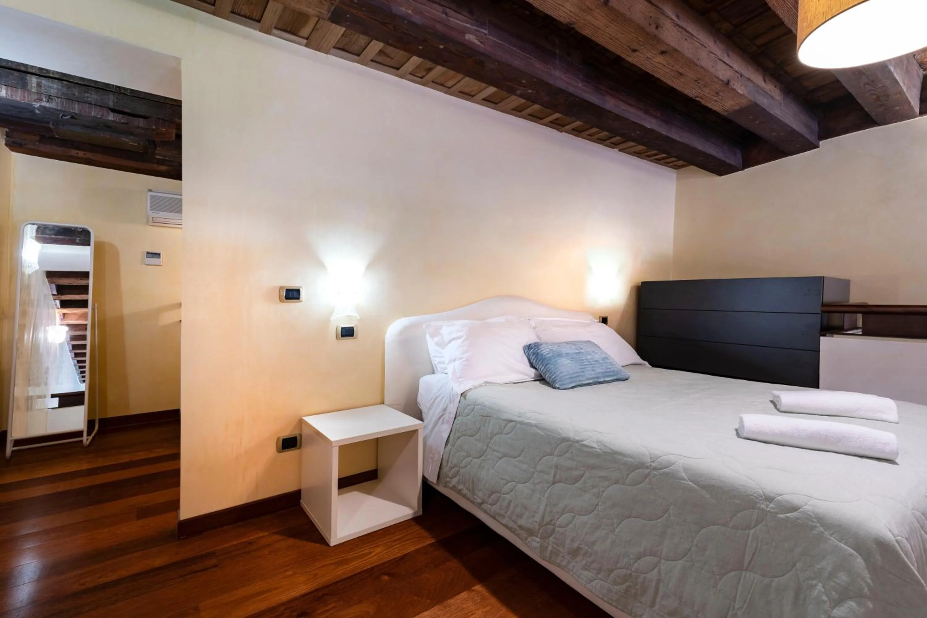 Bed in Doge Morosini Palace by Wonderful Italy