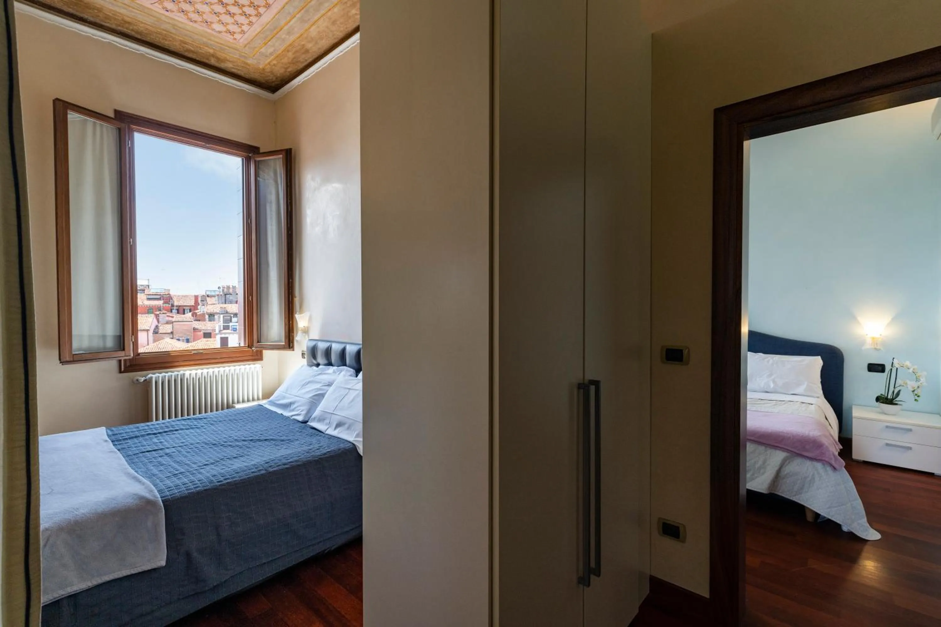 Bed in Doge Morosini Palace by Wonderful Italy