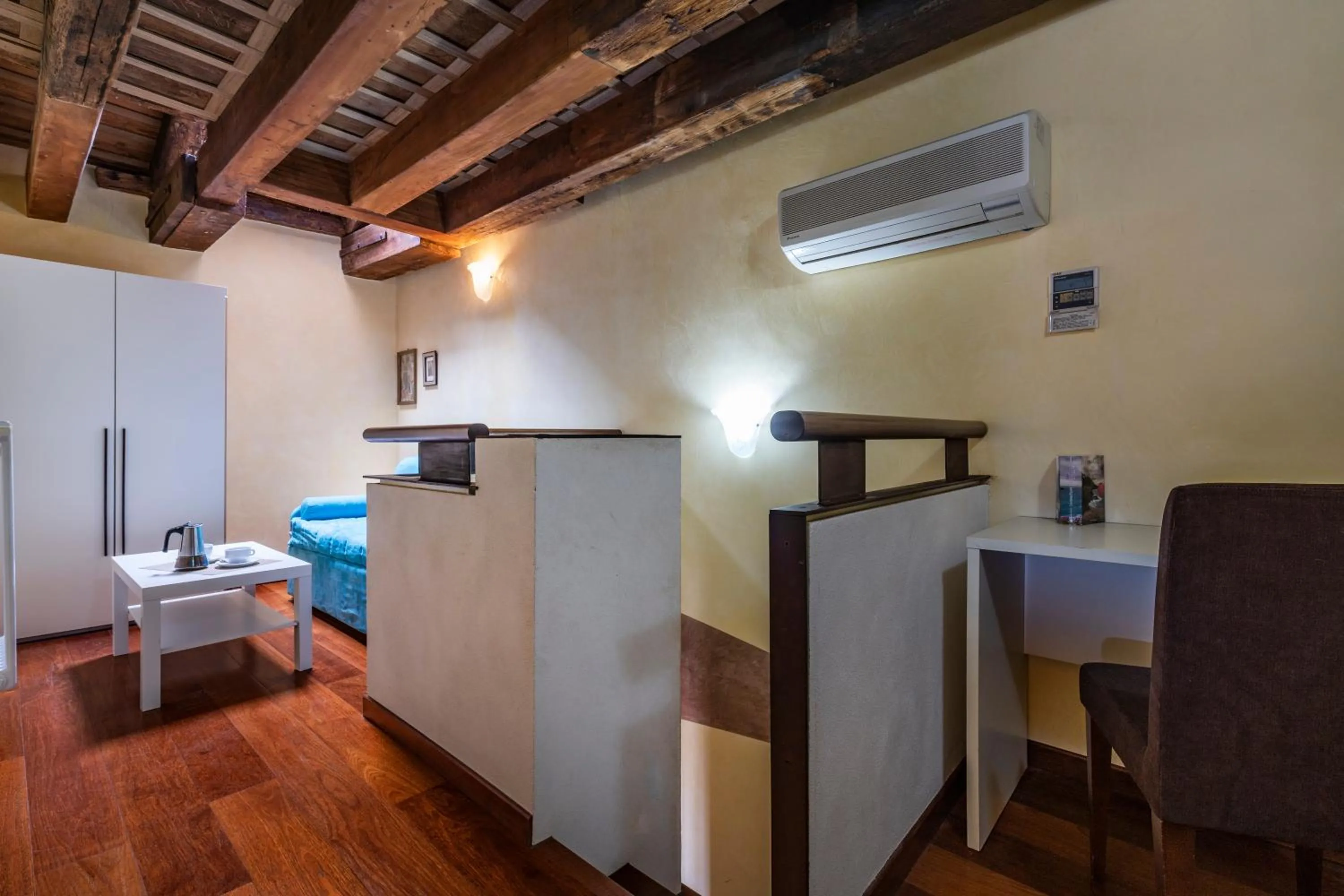 Bed in Doge Morosini Palace by Wonderful Italy