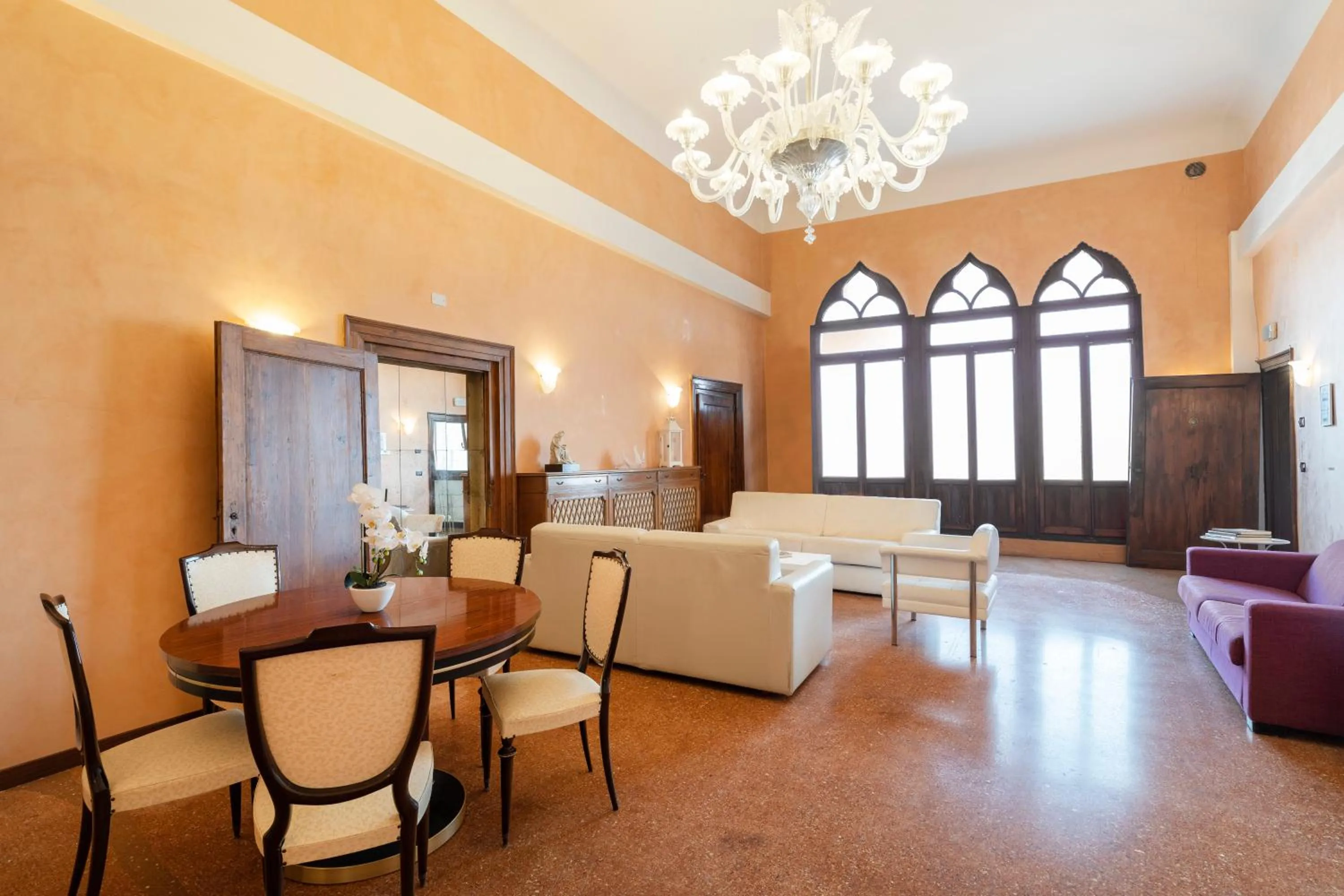 Lobby or reception in Doge Morosini Palace by Wonderful Italy