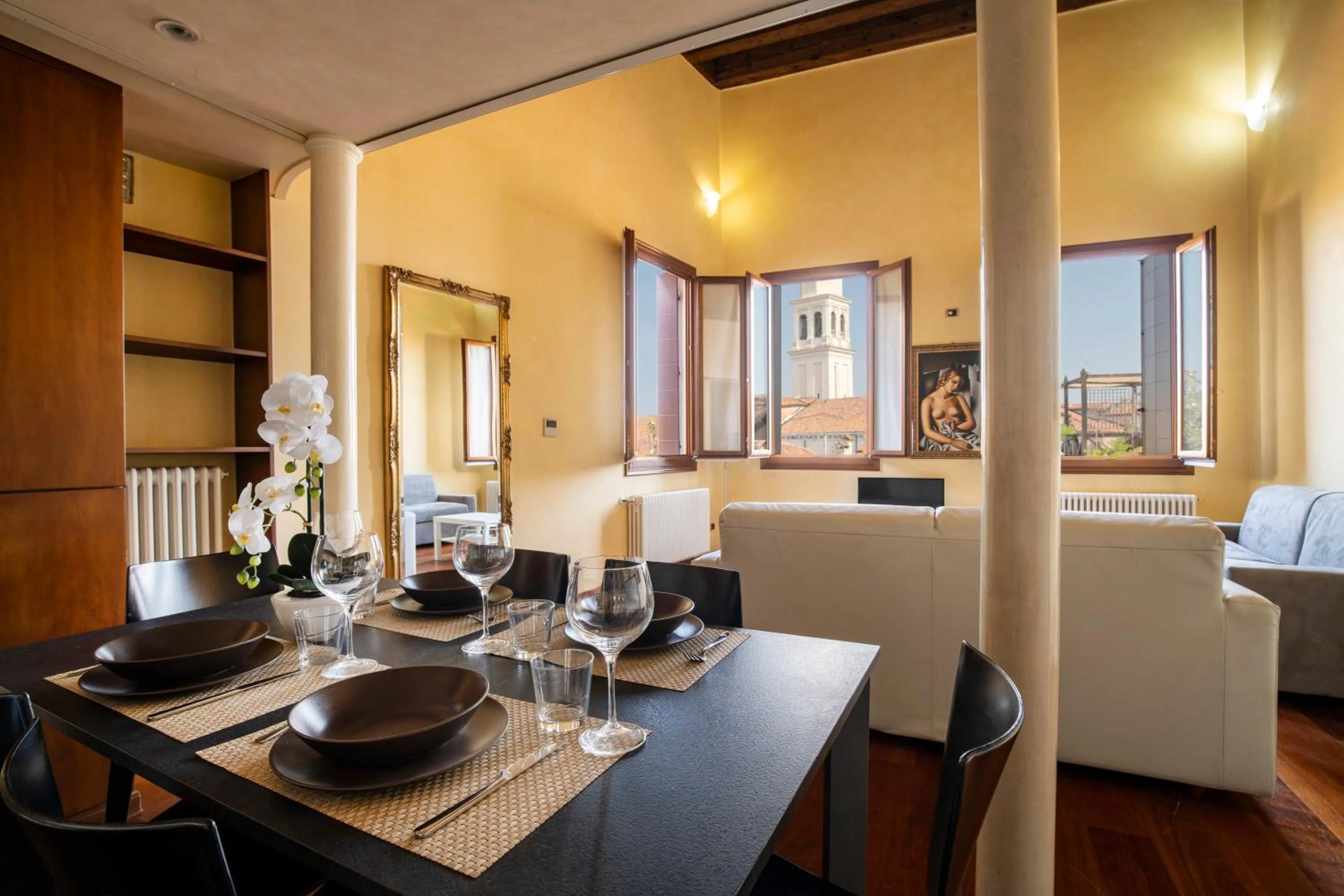 Dining area in Doge Morosini Palace by Wonderful Italy