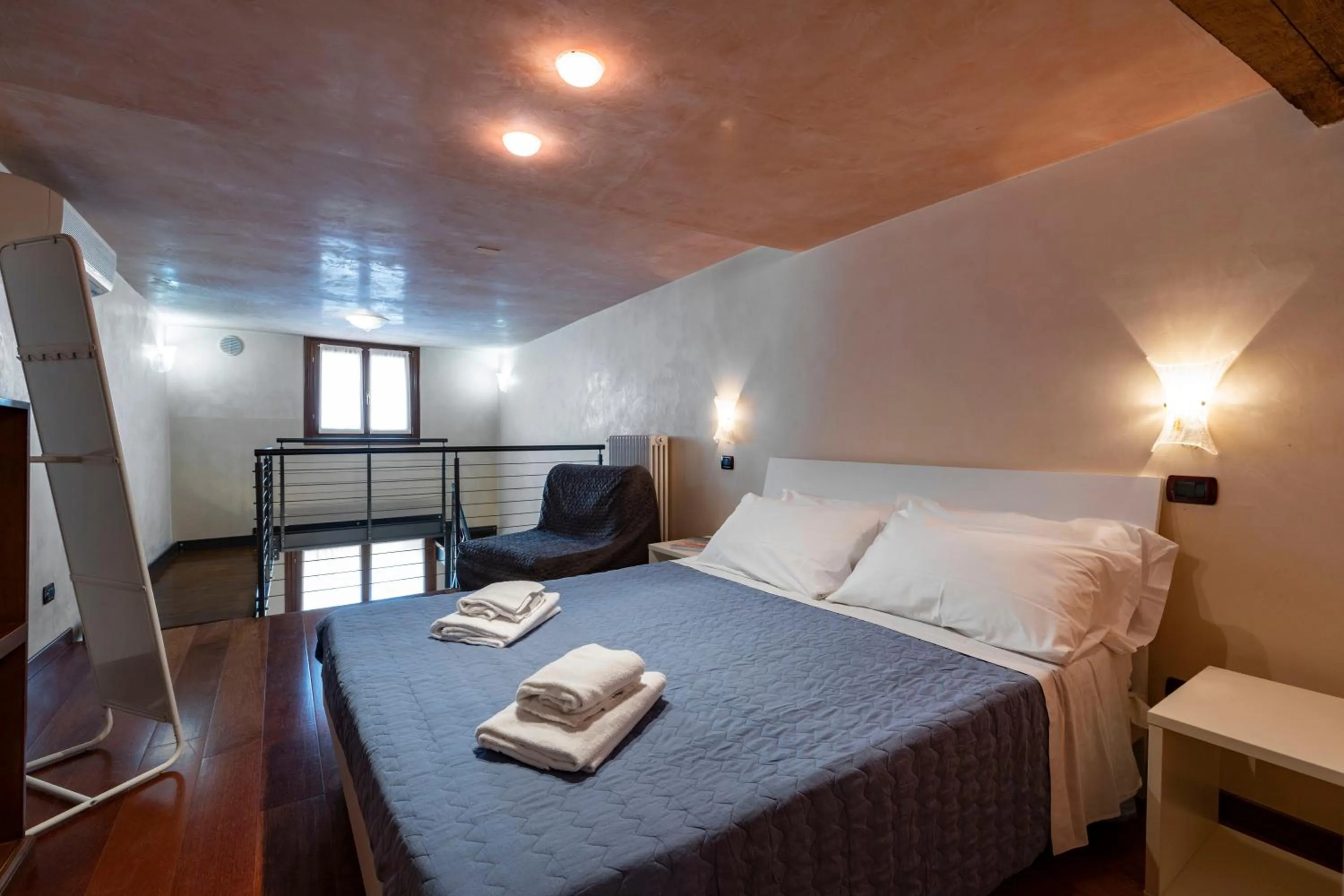 Bedroom, Bed in Doge Morosini Palace by Wonderful Italy