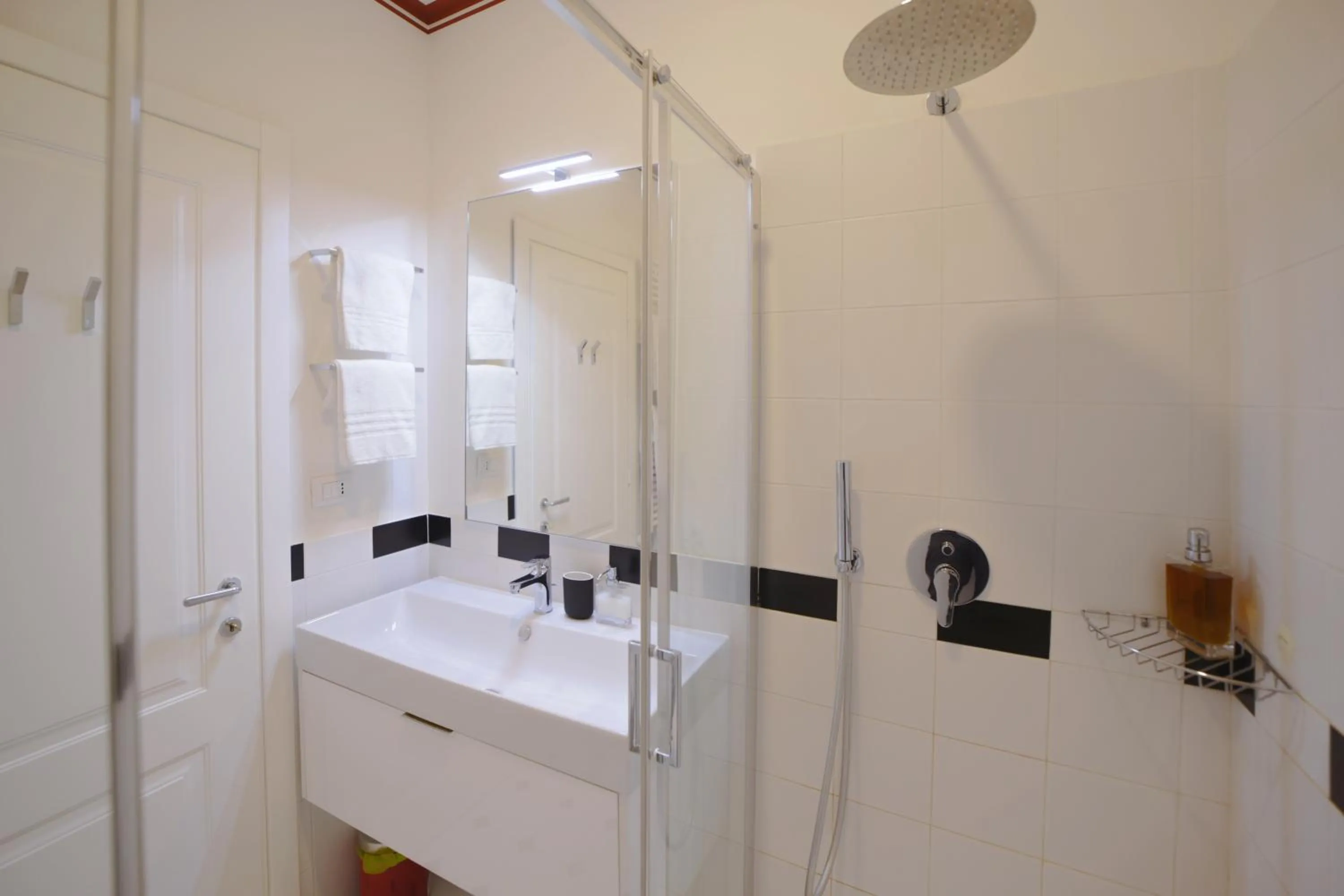 Shower in Residenza Le 6 A