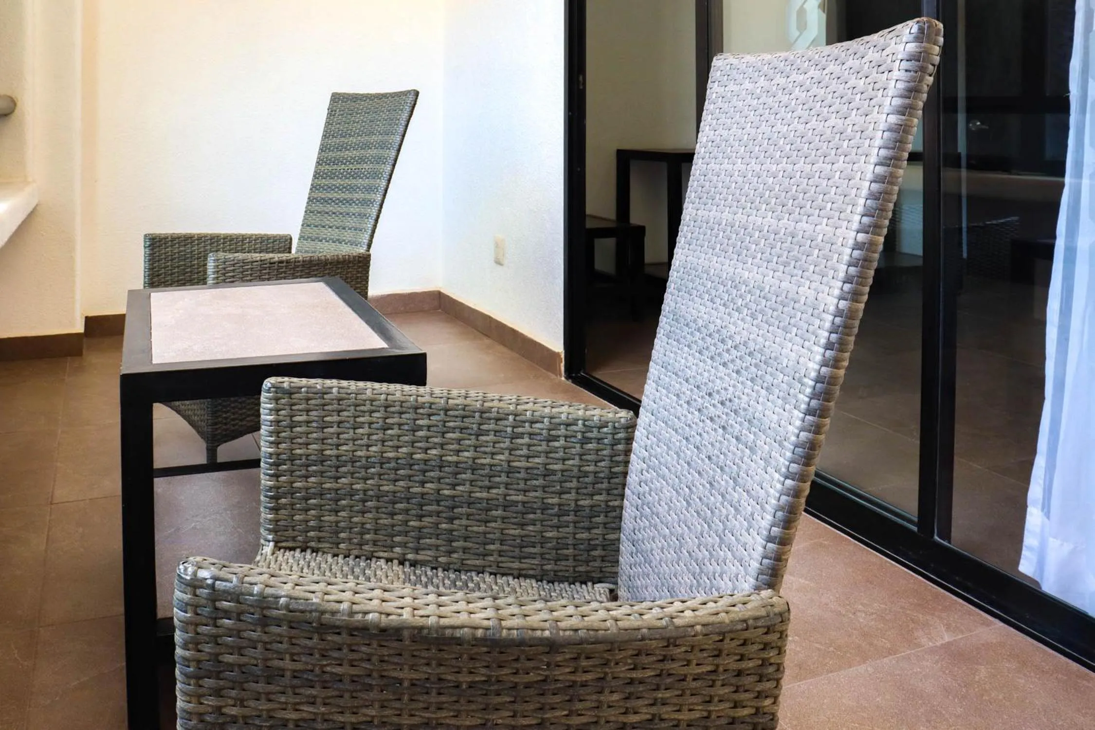 Seating area in Hotel MX portal maya