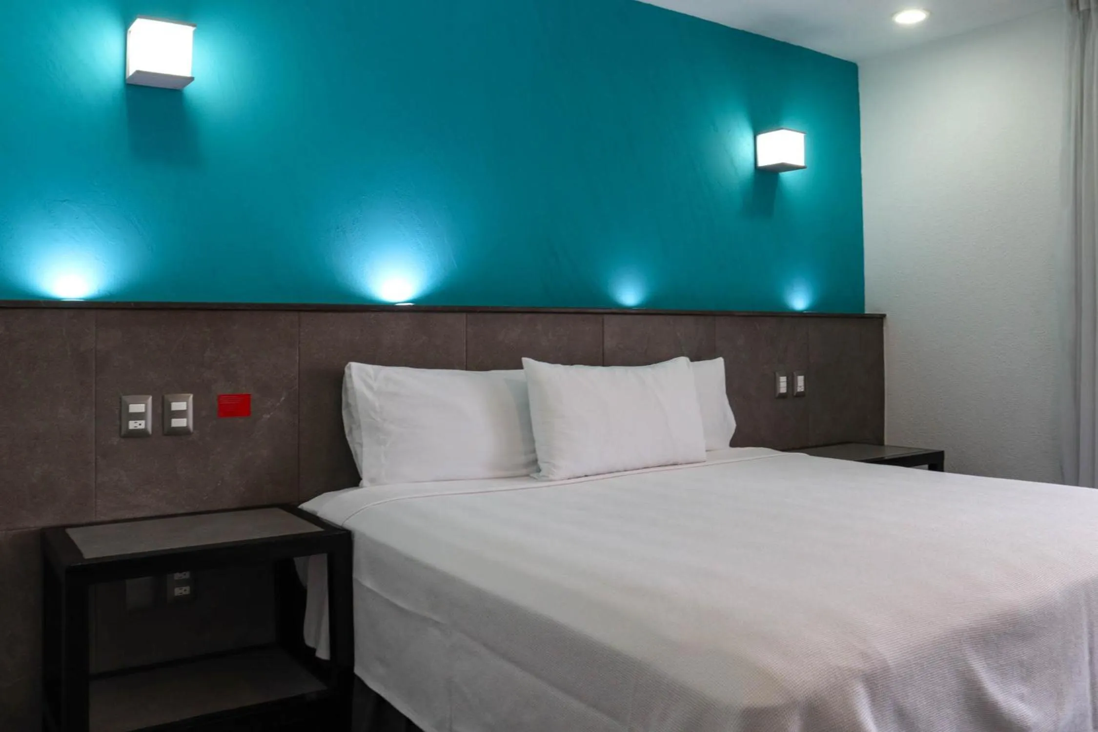 Bedroom, Bed in Hotel MX portal maya