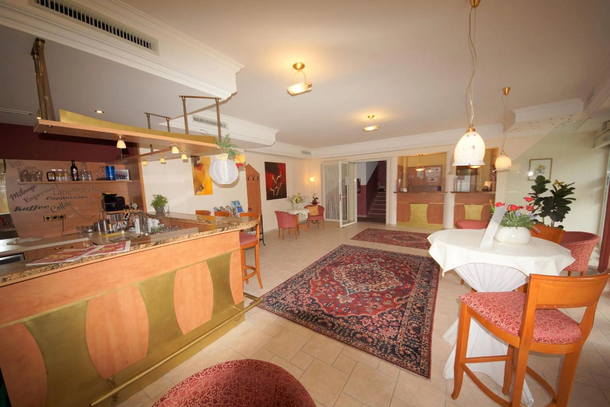 Lobby or reception in Der Marienhof Hotel Garni