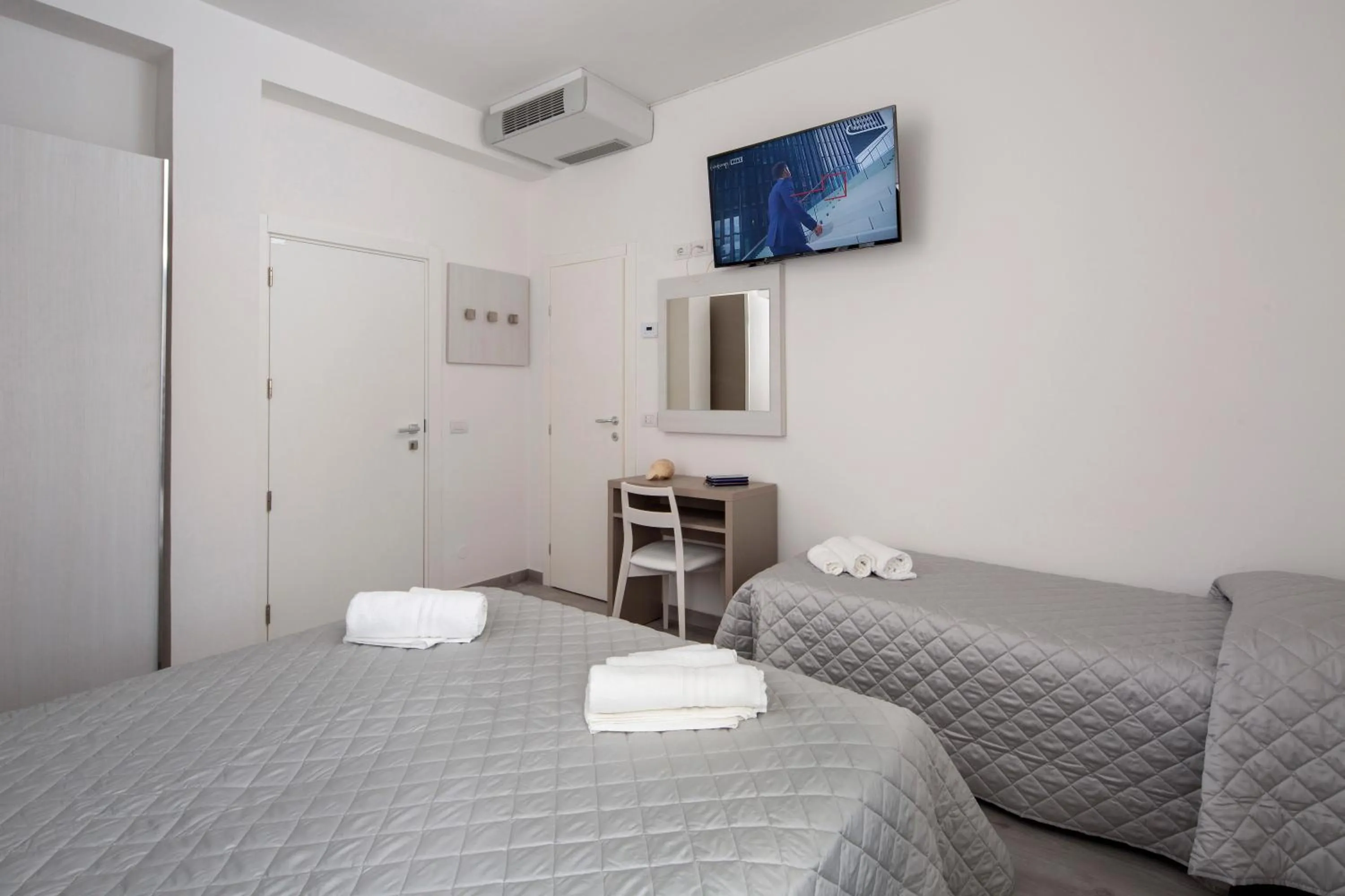 Bed in MARITTIMO Milano Marittima