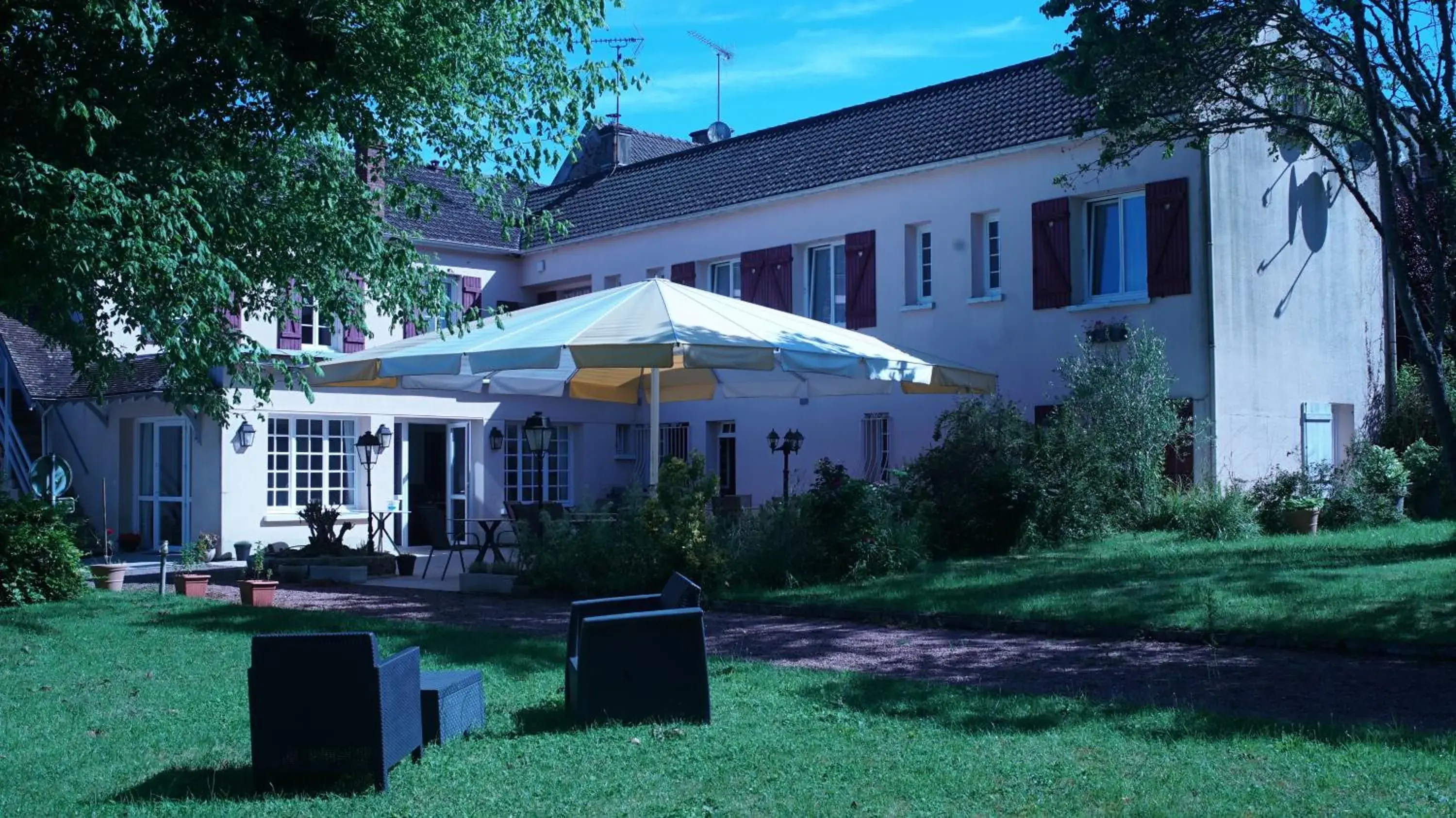 Hôtel Les Fleurs Hôtel Les Fleurs