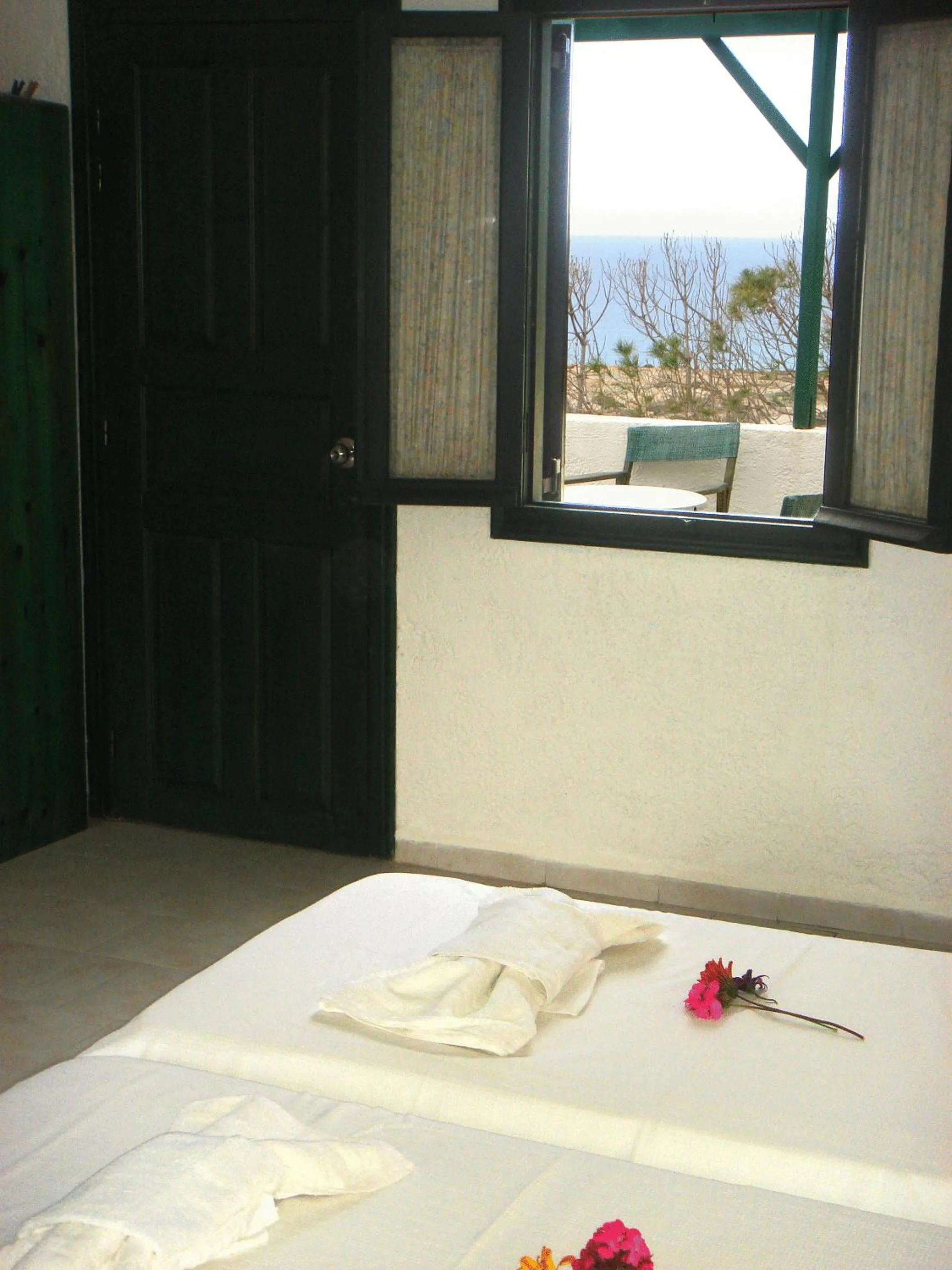 Bed in Hotel Finiki View