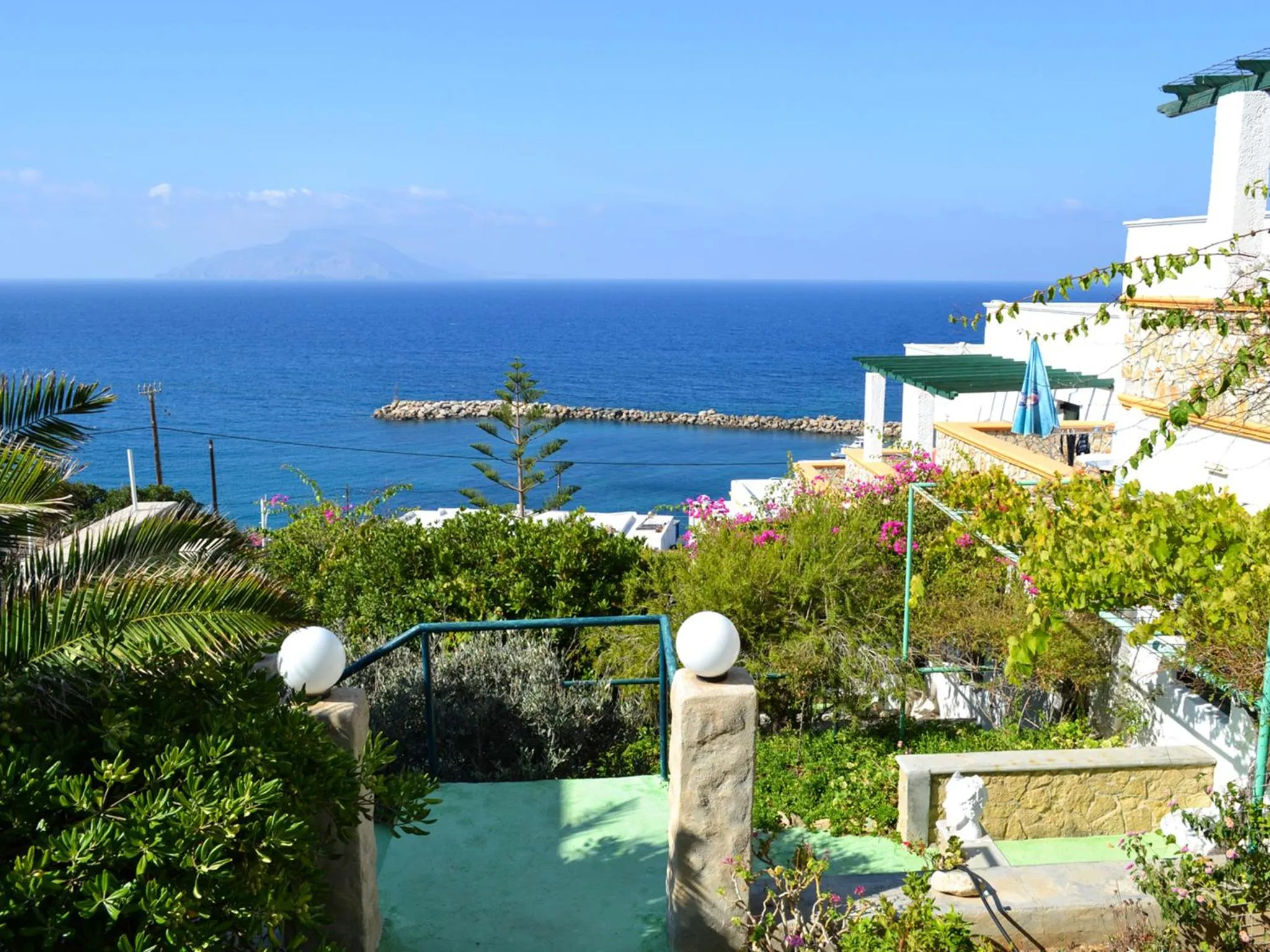 Patio in Hotel Finiki View