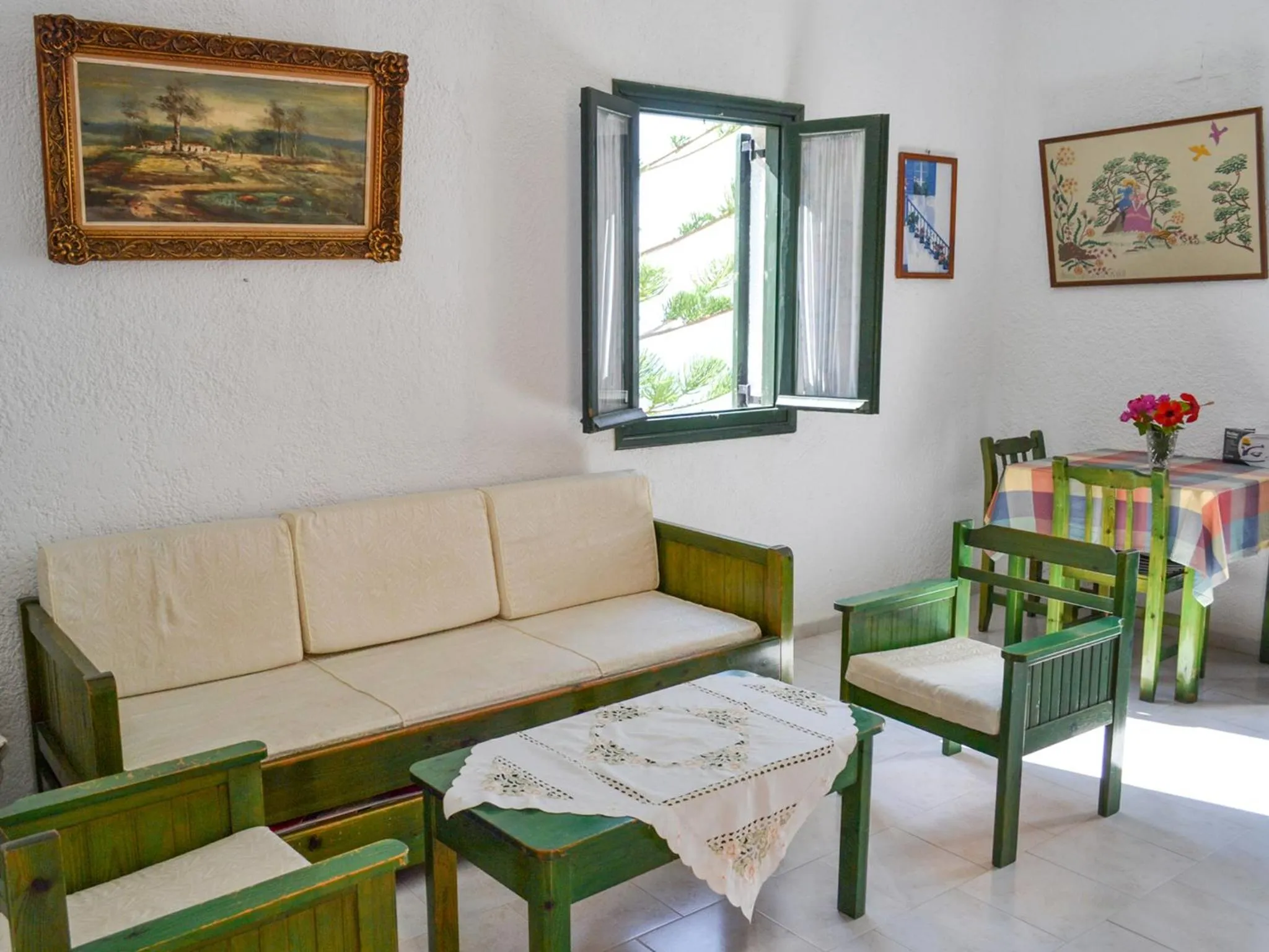 Living room in Hotel Finiki View