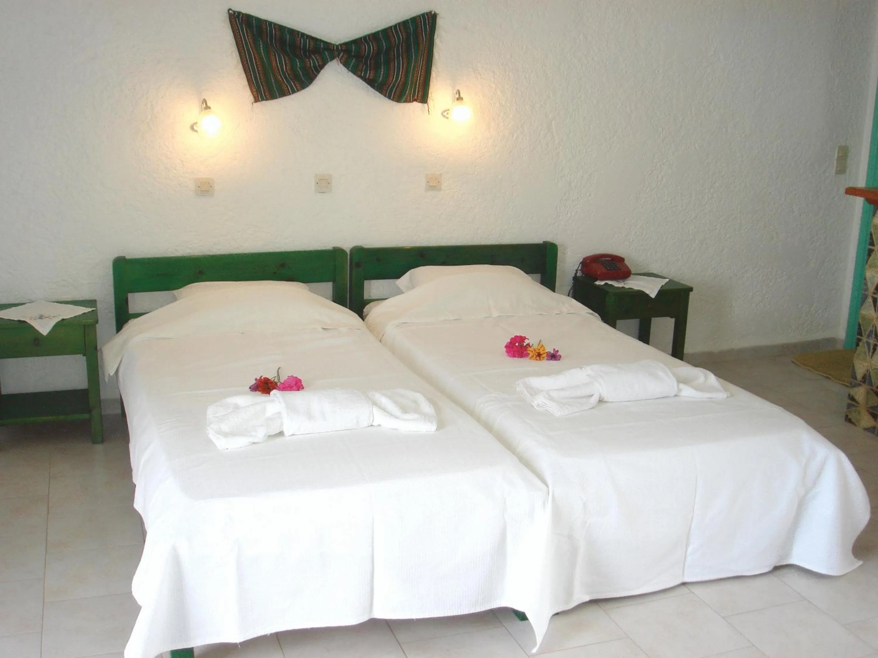 Bed in Hotel Finiki View