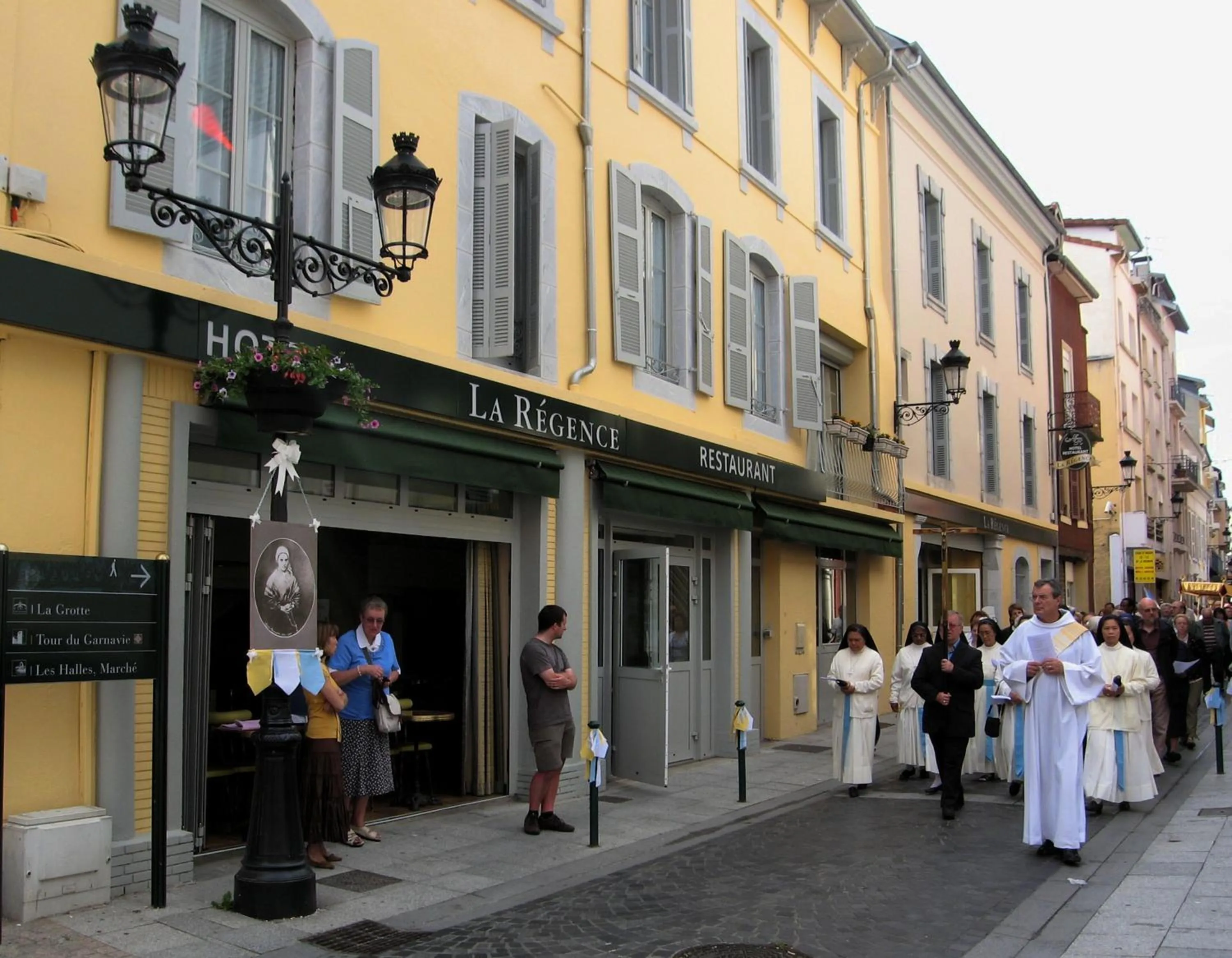 Facade/entrance in Hotel Restaurant La Regence