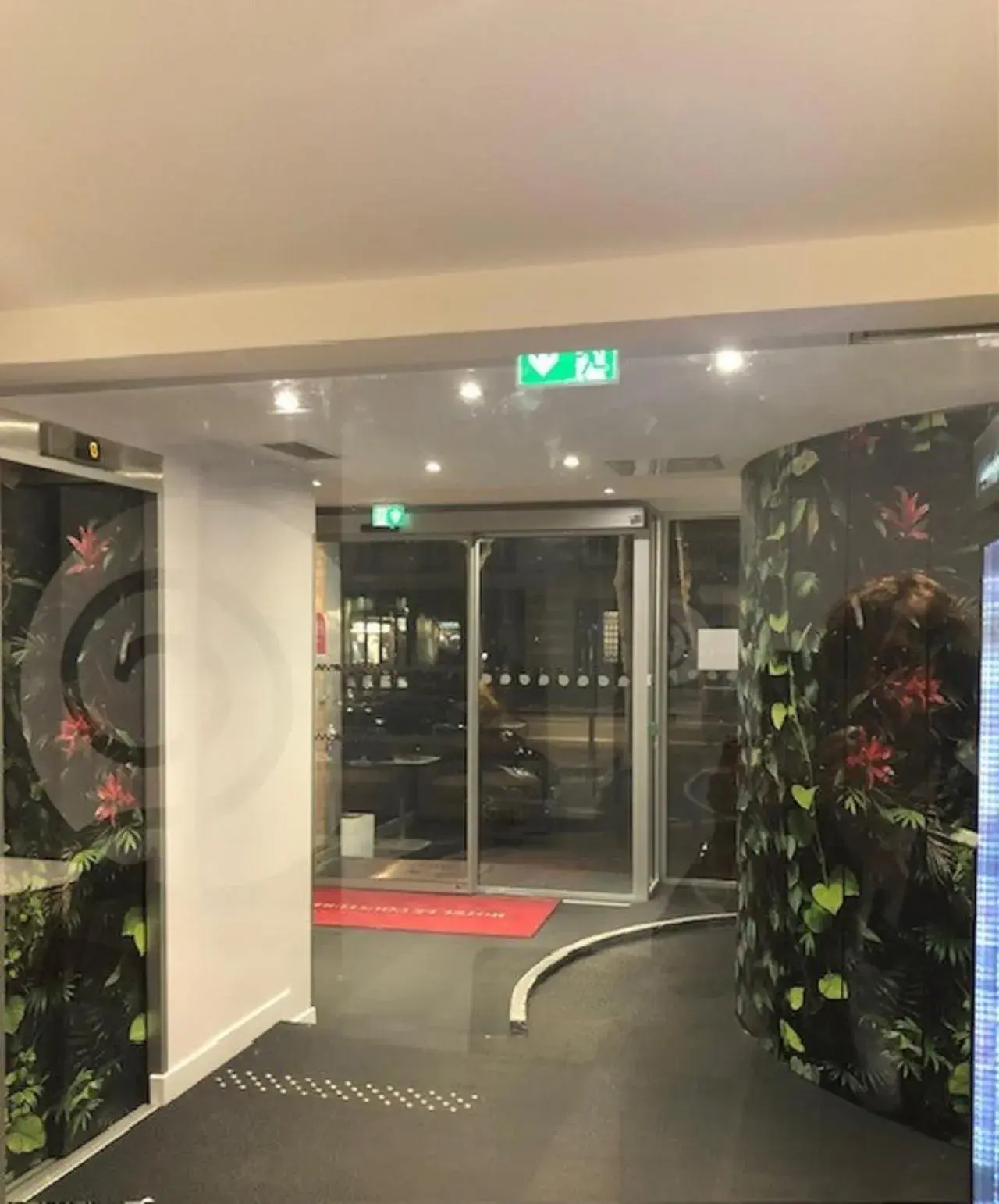 Lobby or reception in Hôtel Le Cousture Lobby or reception in Hôtel Le Cousture