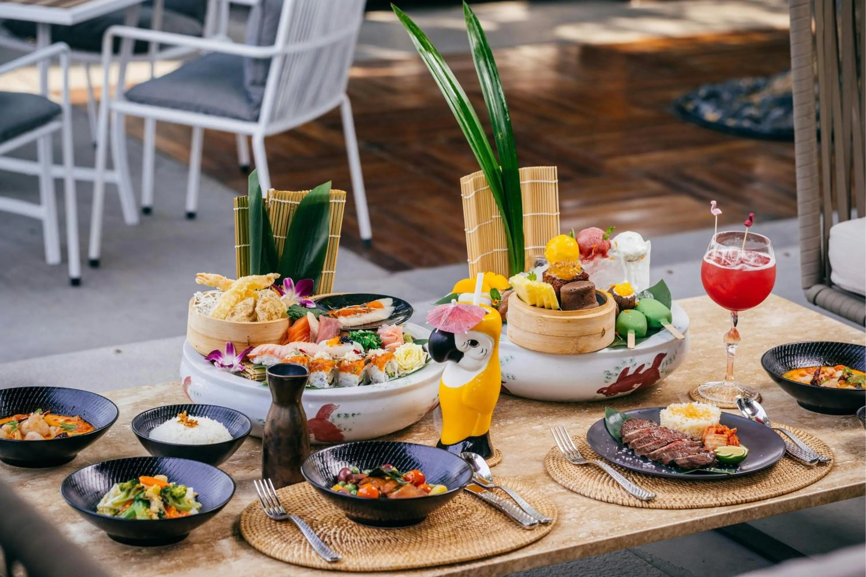 Lounge or bar in The Ritz-Carlton, Bahrain