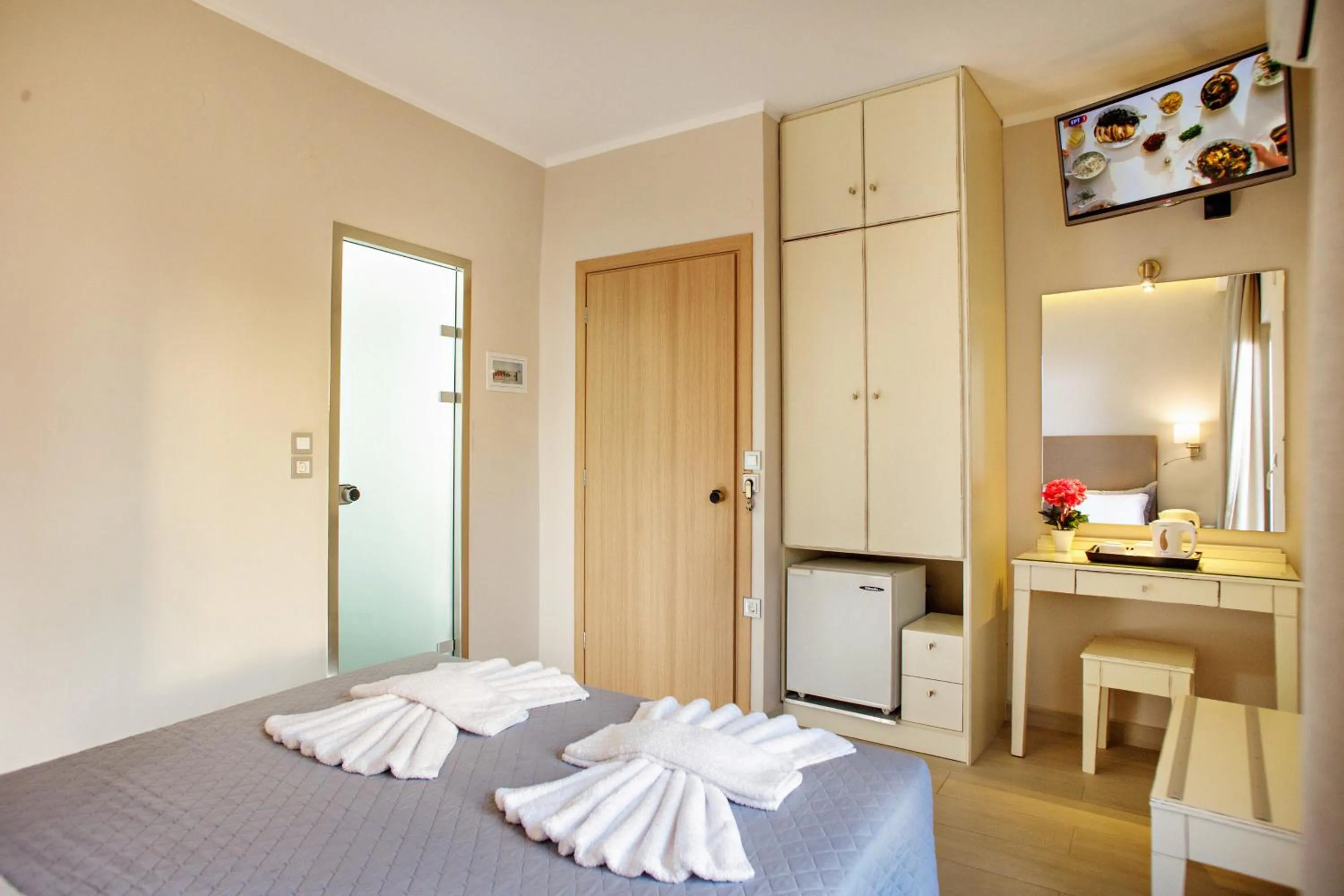 Shower in Hotel Ideon