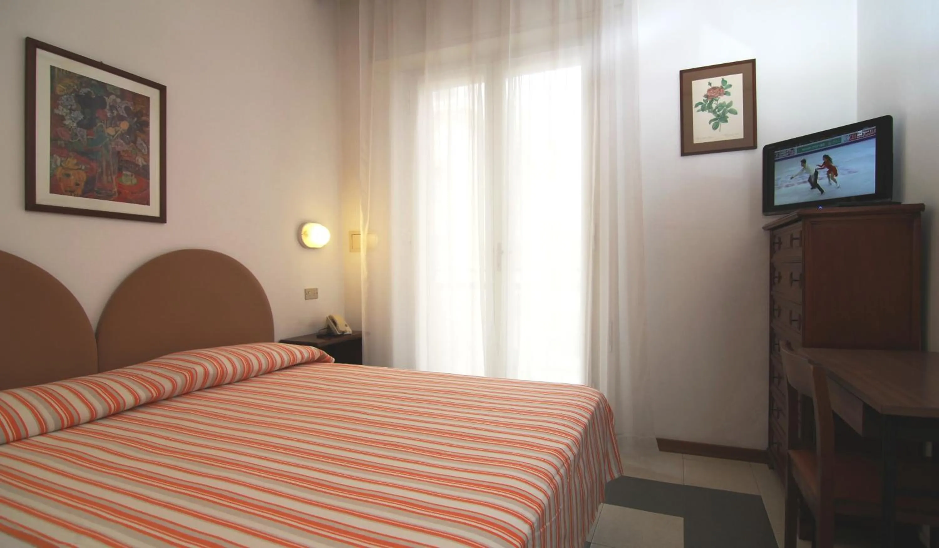 Bedroom, Bed in Hotel Garni Picnic