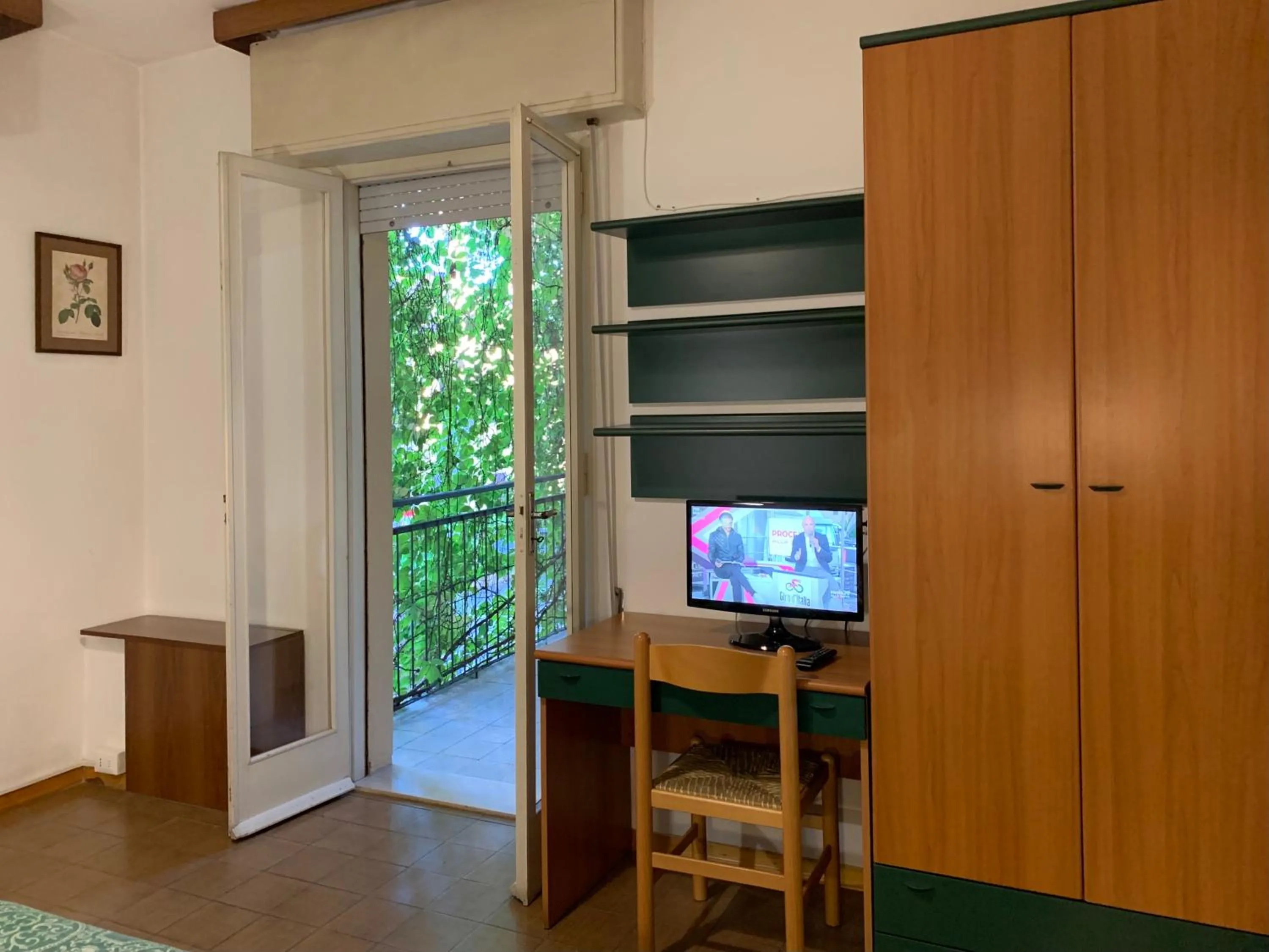 wardrobe in Hotel Garni Picnic