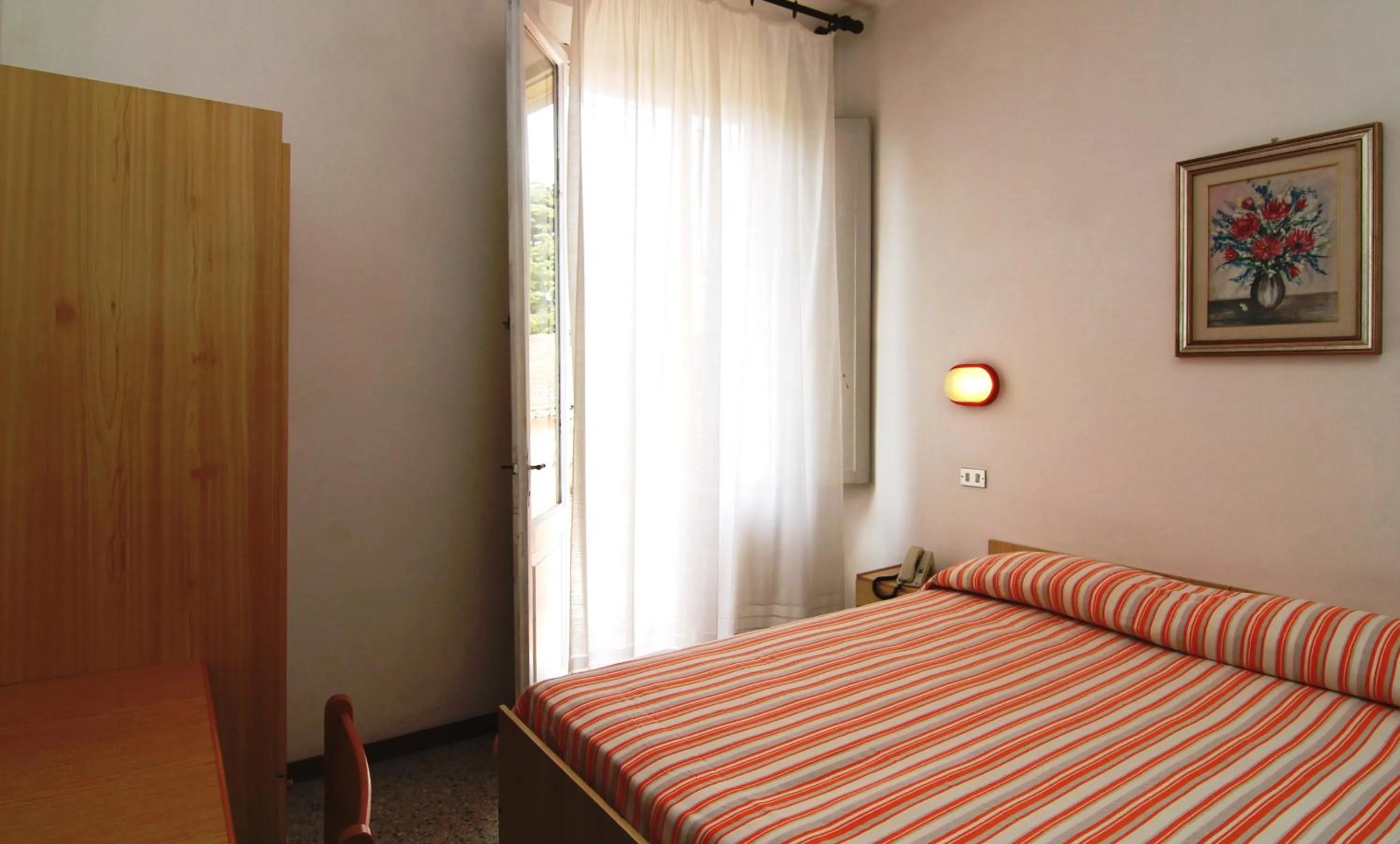 Bedroom, Bed in Hotel Garni Picnic