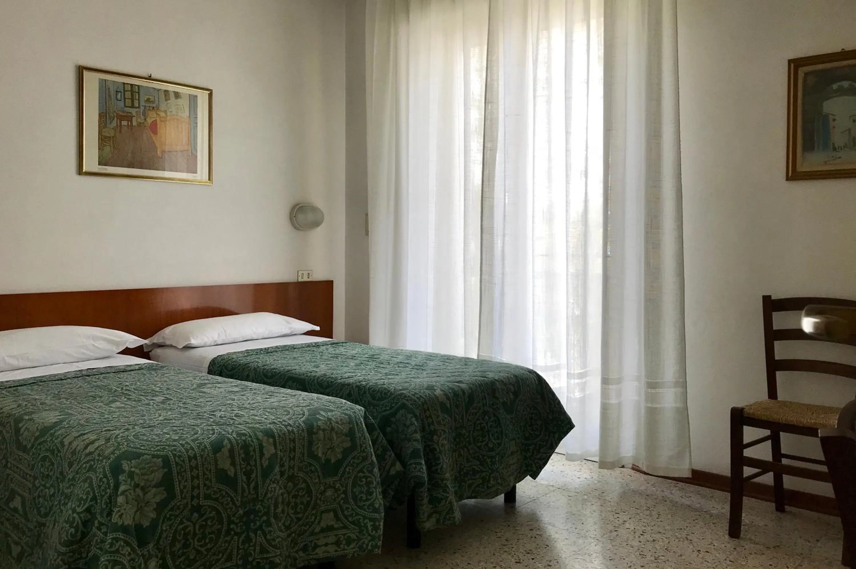 Bedroom, Bed in Hotel Garni Picnic