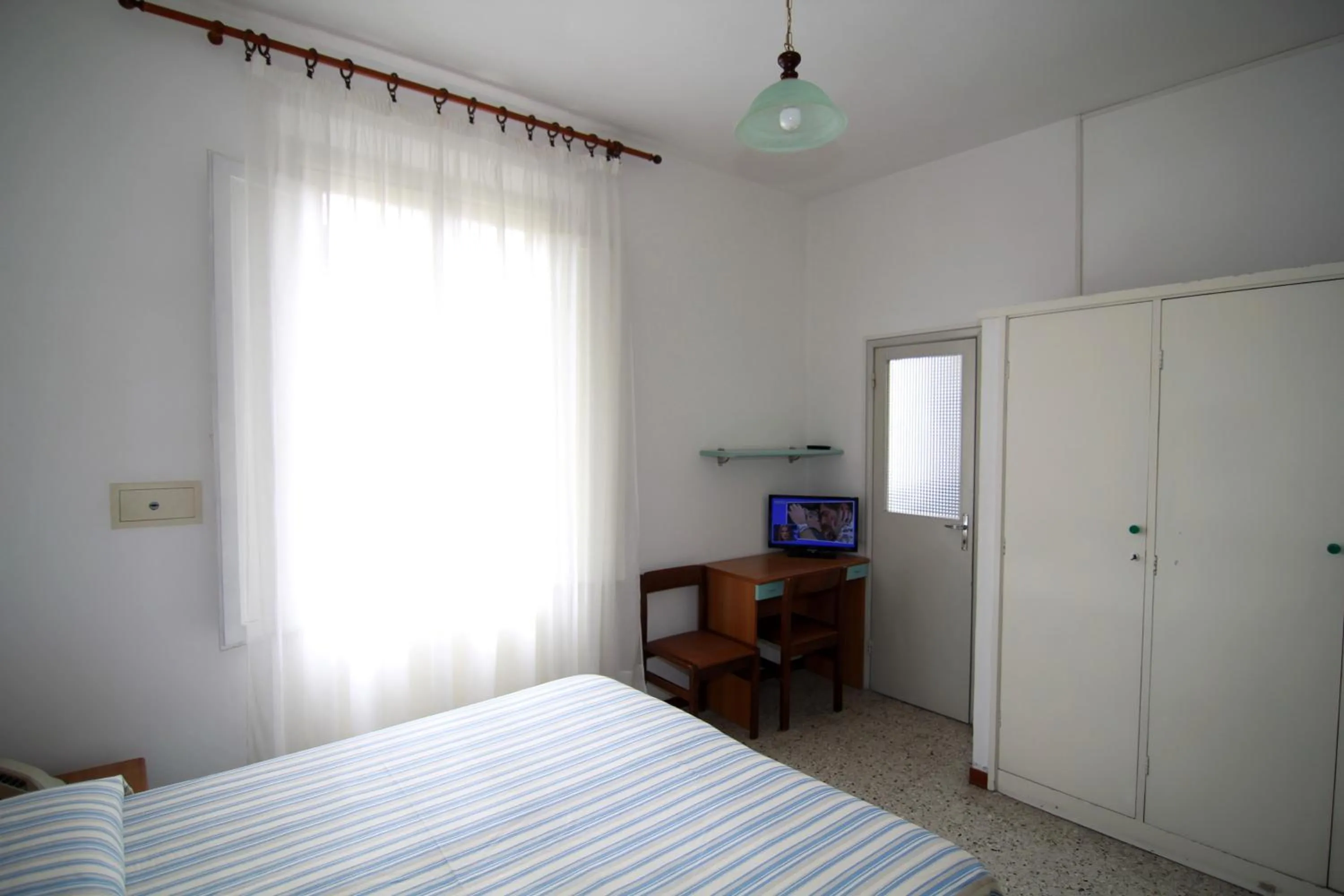 Photo of the whole room, Bed in Hotel Garni Picnic