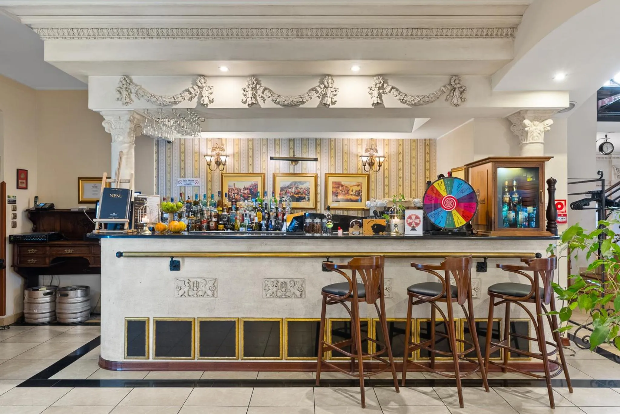 Restaurant/places to eat in Hotel Diament Arsenal Palace Katowice - Chorzów