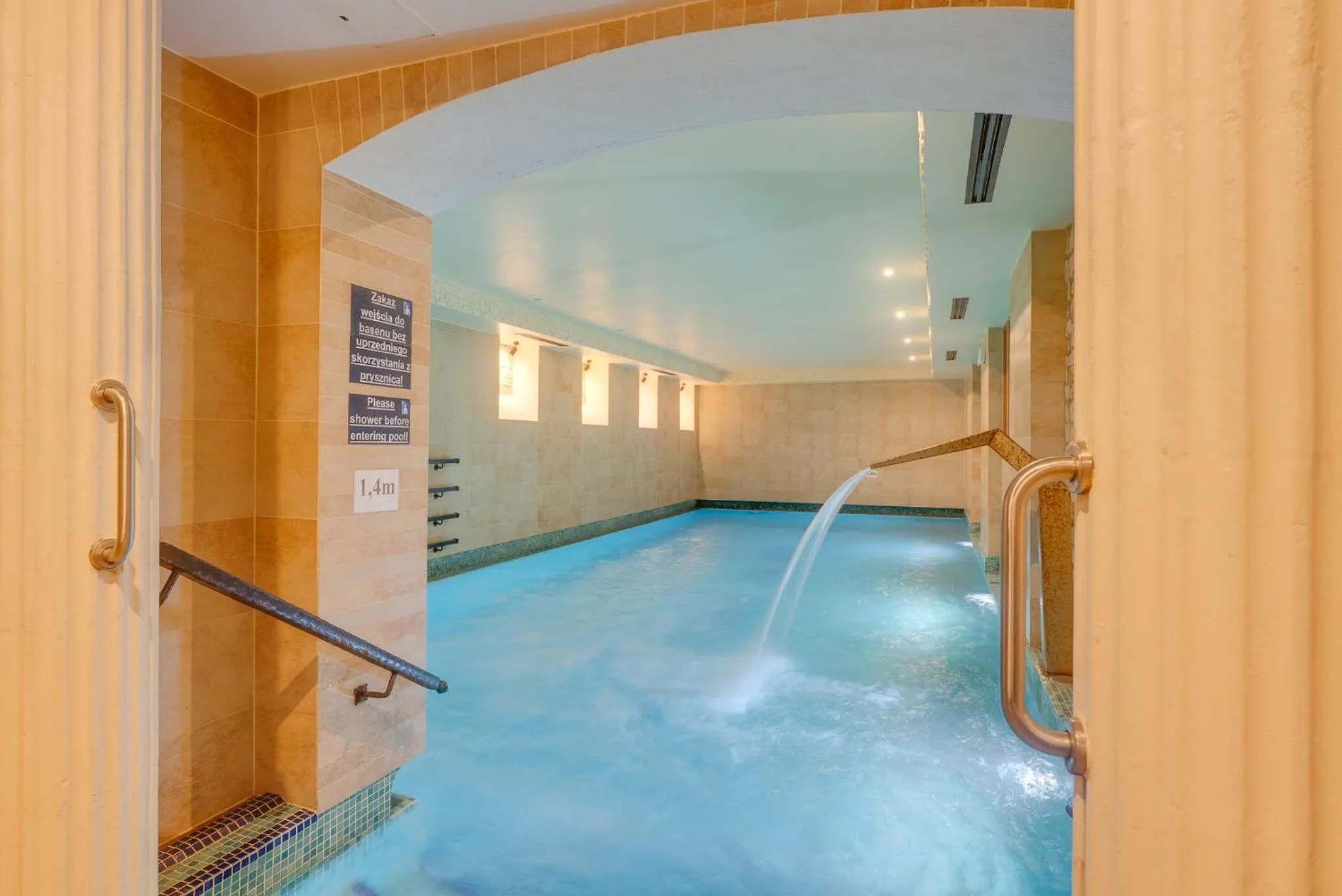 Swimming pool in Hotel Diament Arsenal Palace Katowice - Chorzów