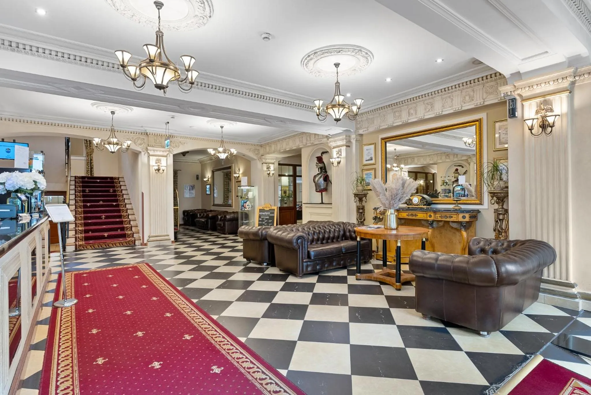 Lobby or reception in Hotel Diament Arsenal Palace Katowice - Chorzów