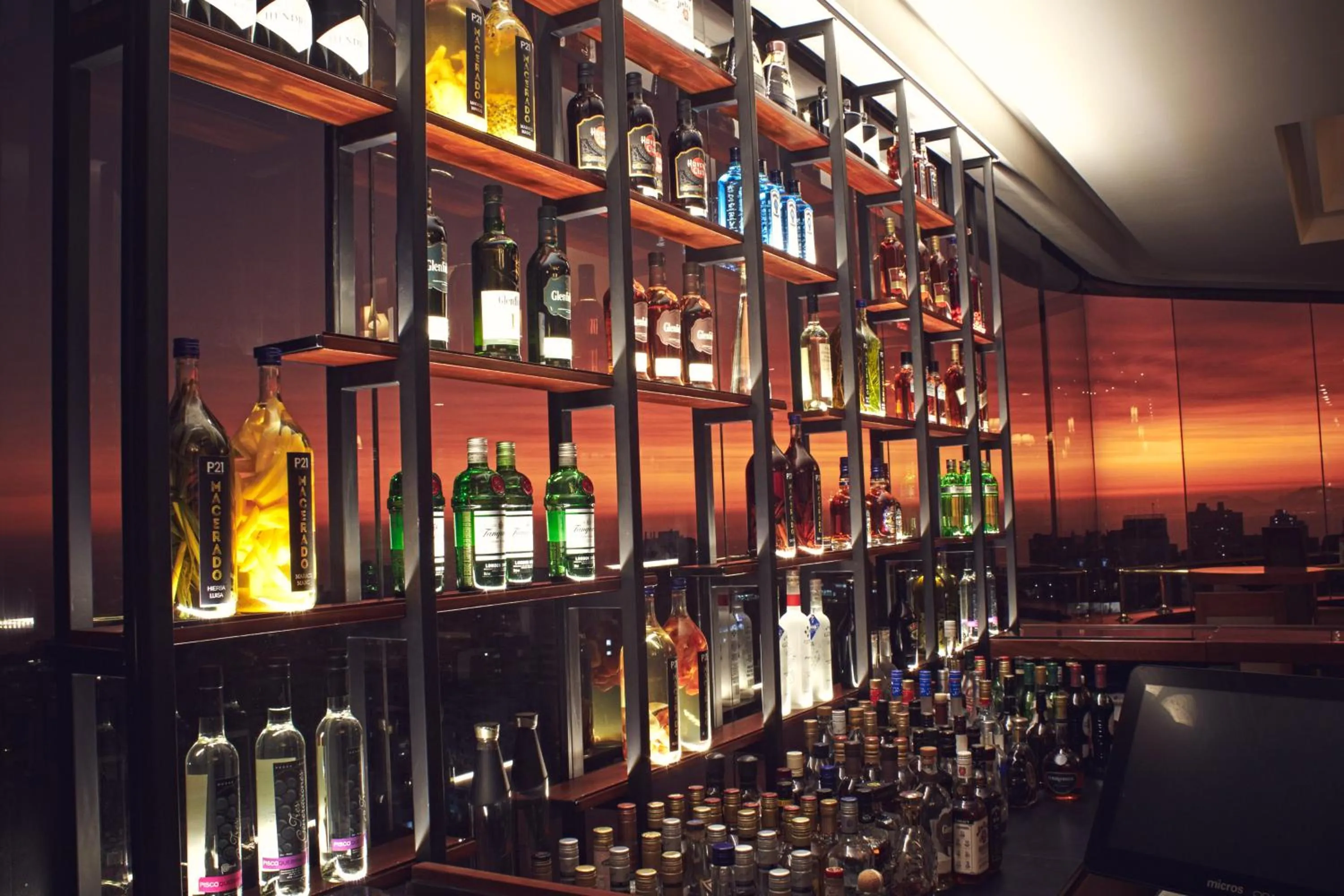 Lounge or bar in Hotel Estelar Miraflores