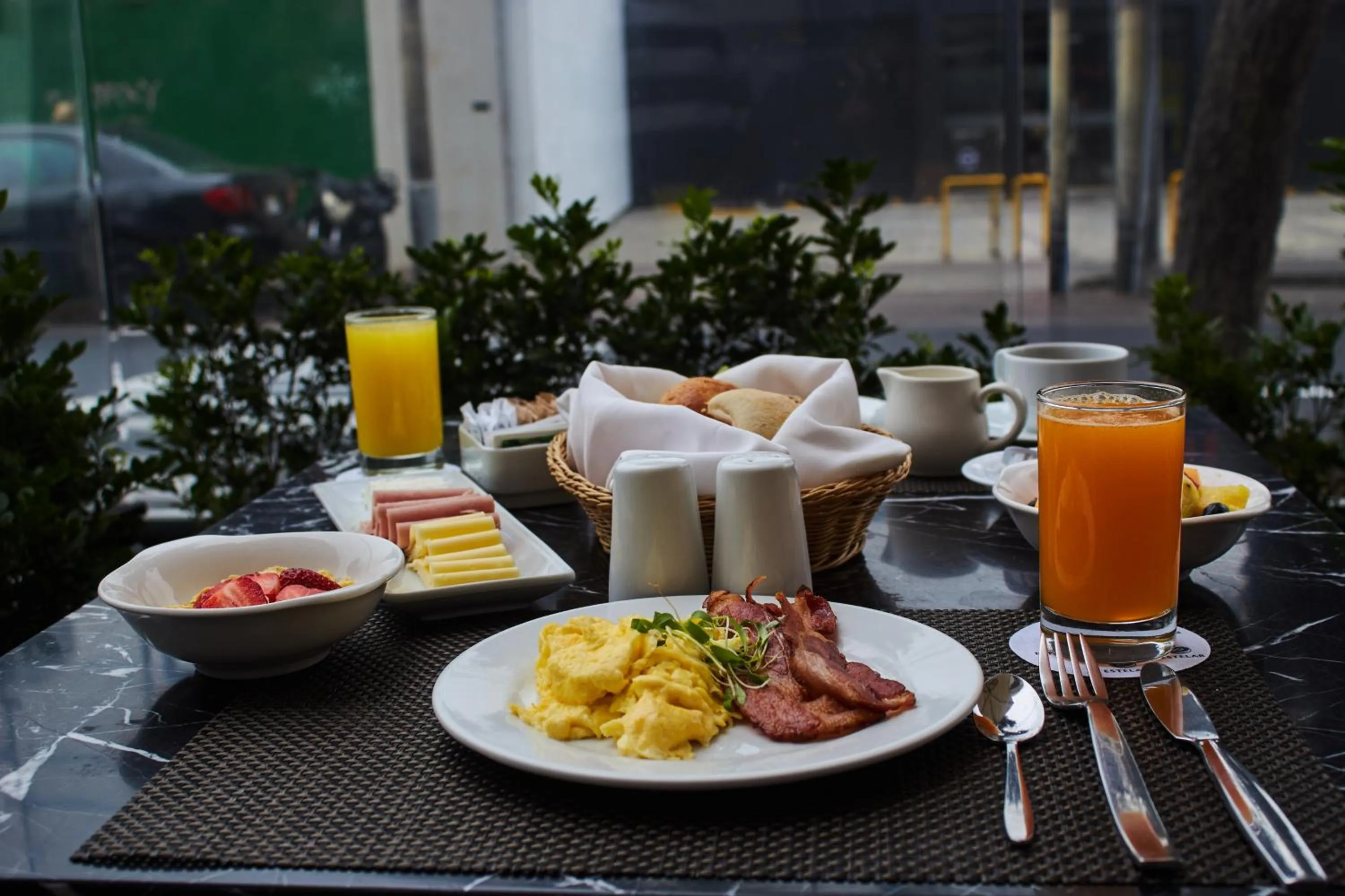 Food in Estelar Apartamentos Bellavista