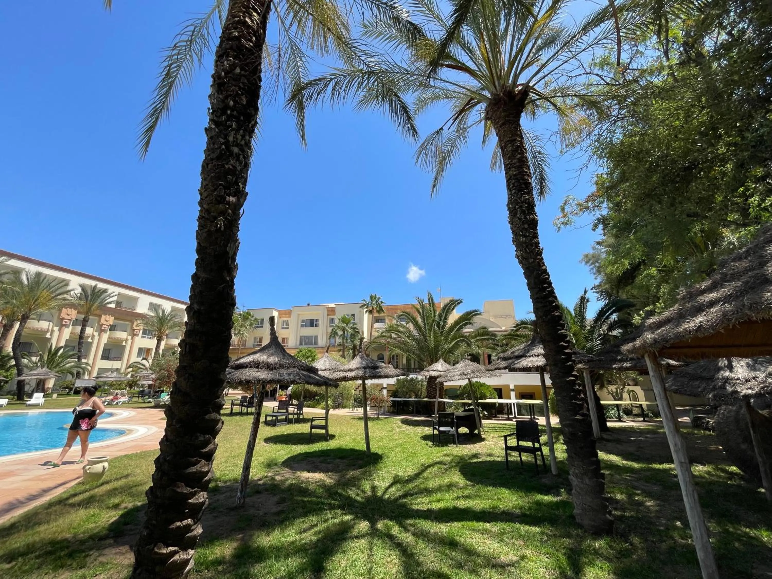 Garden in Marina Palace