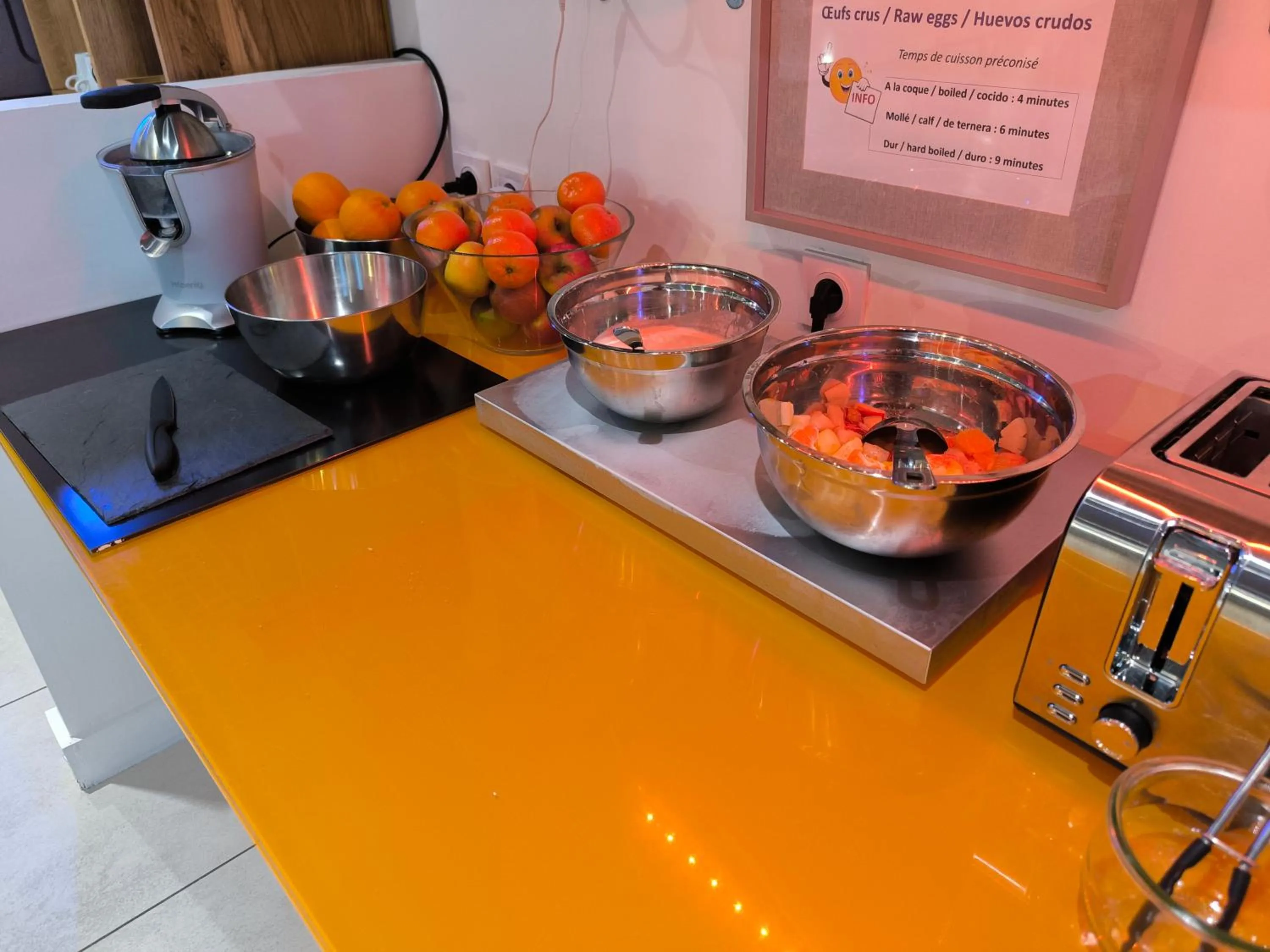 Buffet breakfast in Brit Hotel Porte d'Espagne