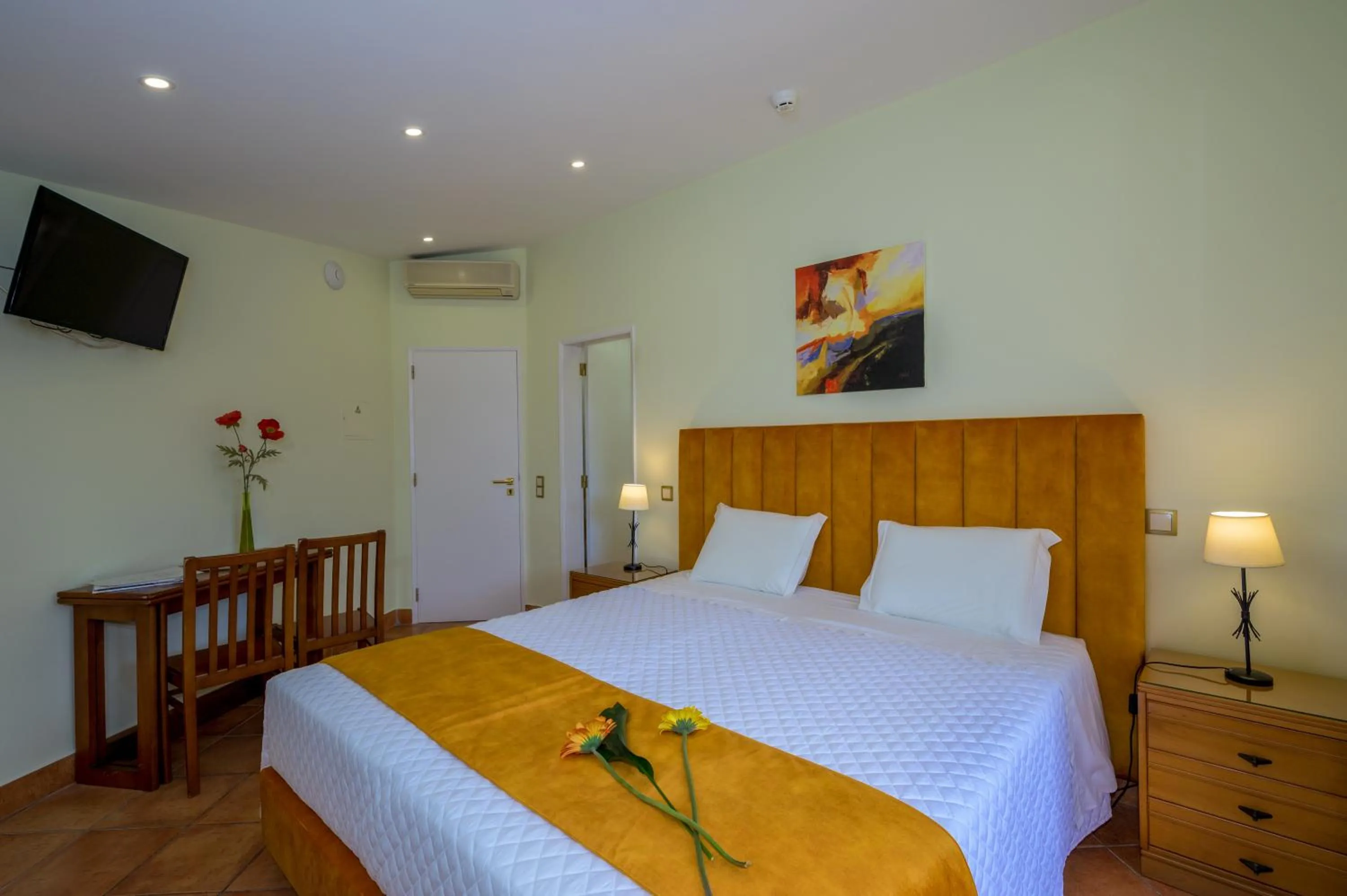 Bed in Canavial I & II Apartamentos