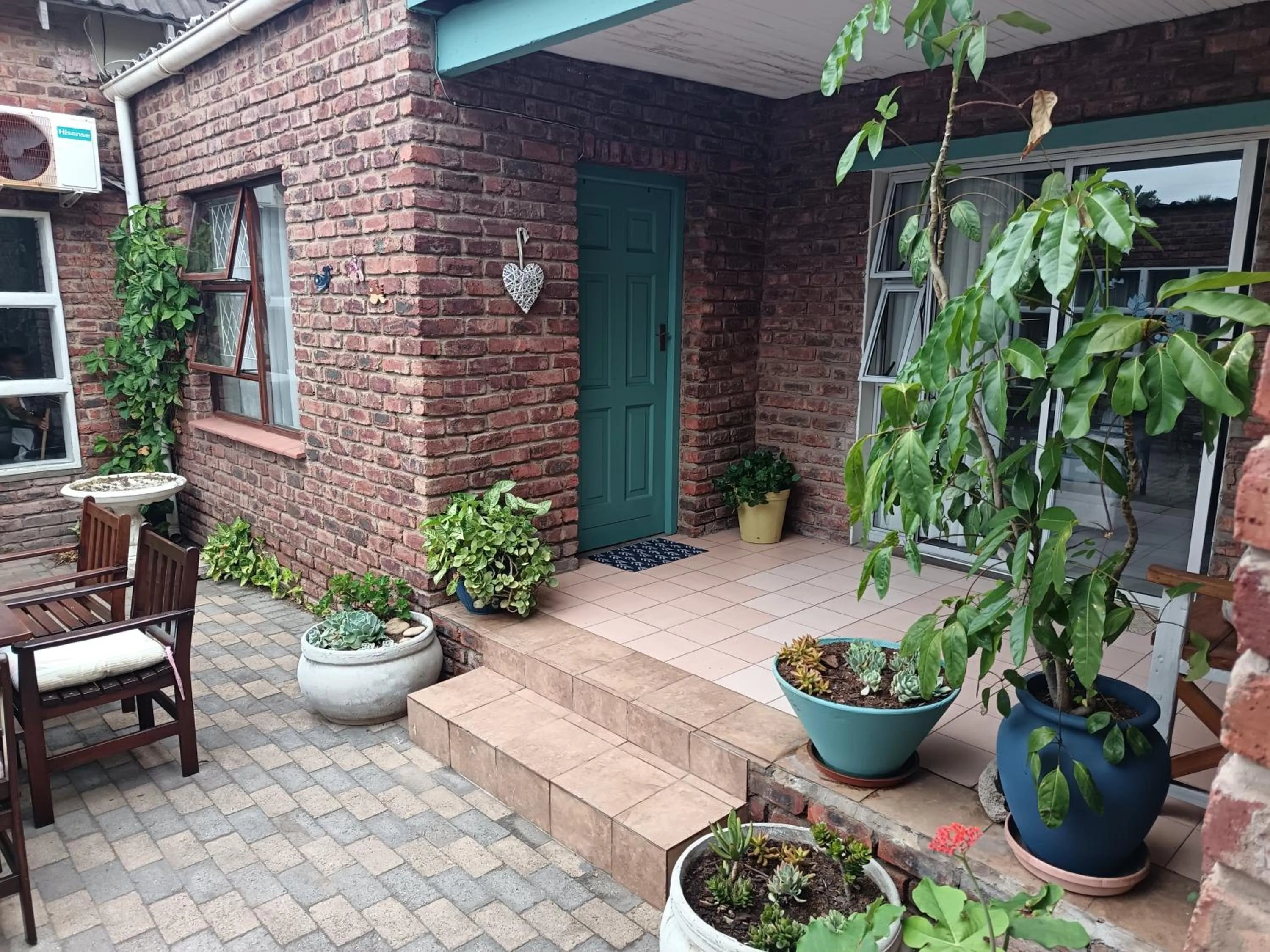 Bluewater Guesthouse