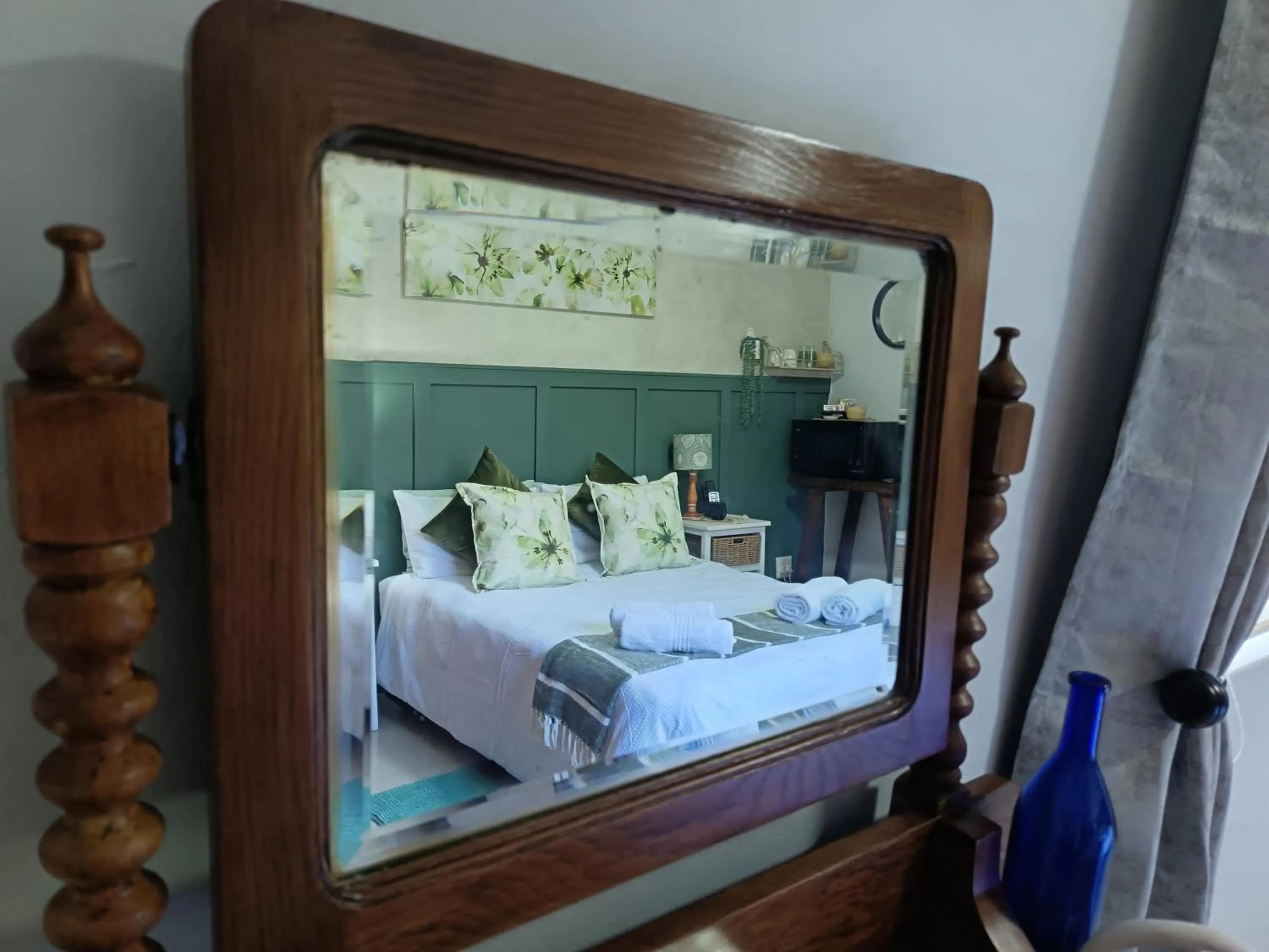 Bed in Bluewater Guesthouse