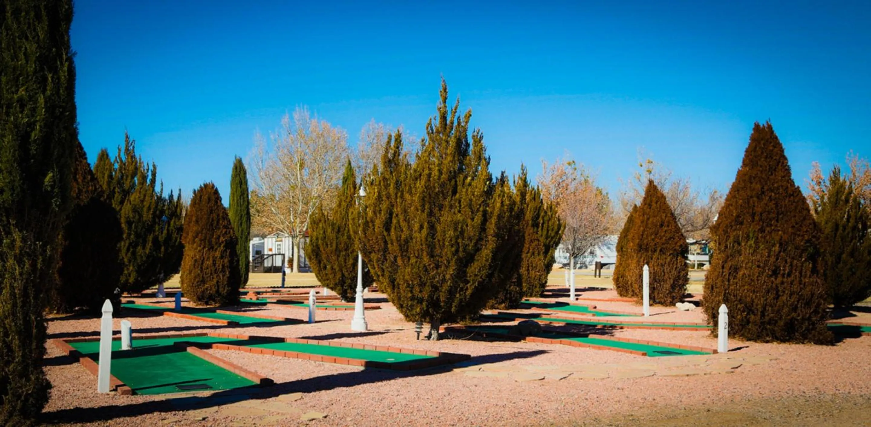 Minigolf in Verde Valley Studio Cabin 1