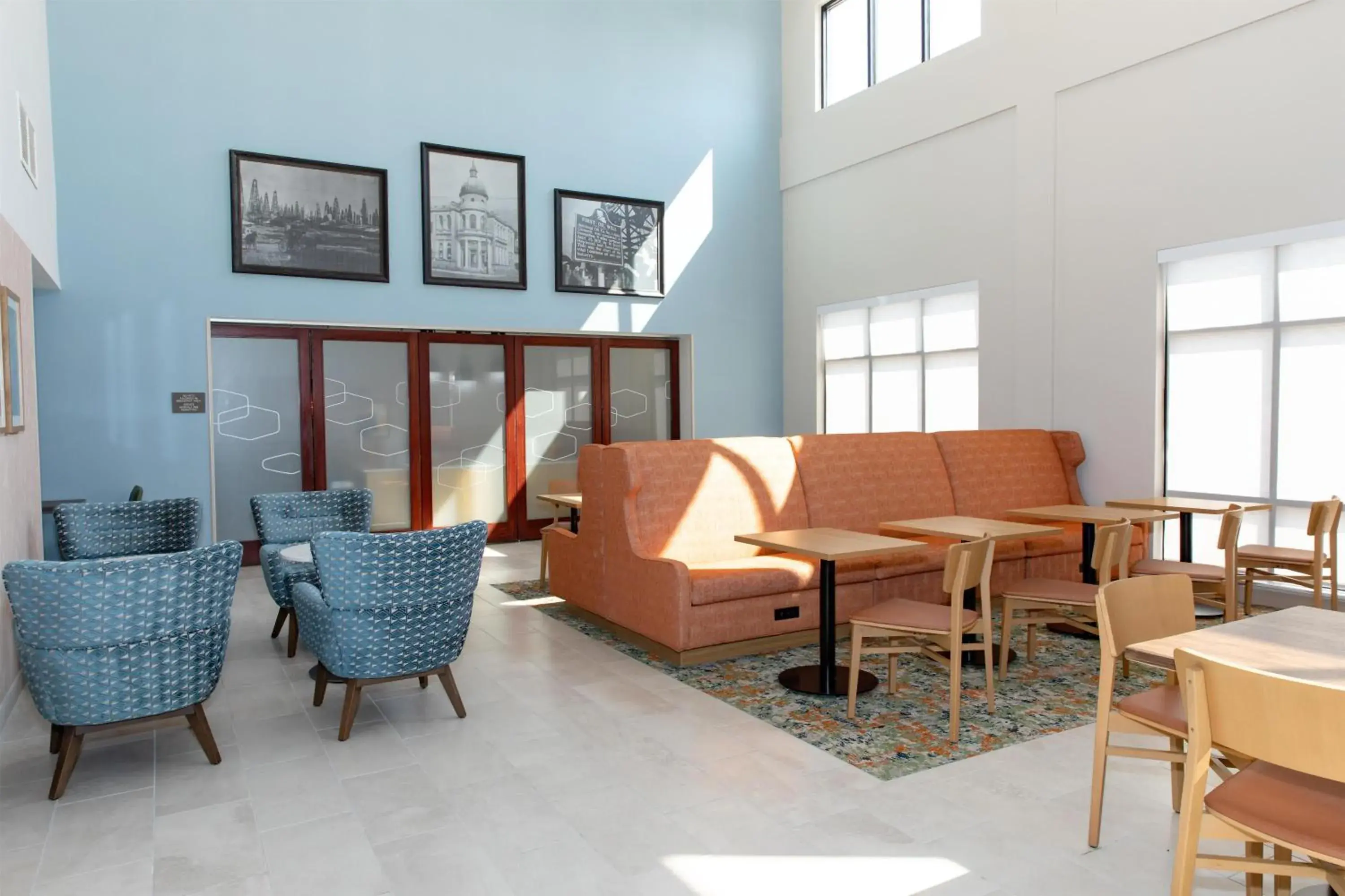 Breakfast in Hampton Inn & Suites Jennings Breakfast in Hampton Inn & Suites Jennings