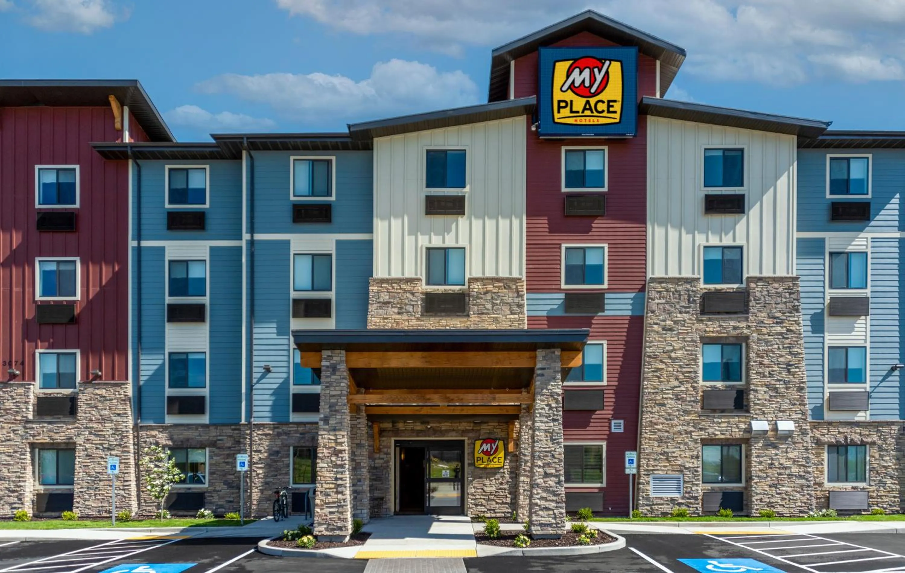 Property building in My Place Hotel- Salt Lake City I-215/West Valley City, UT