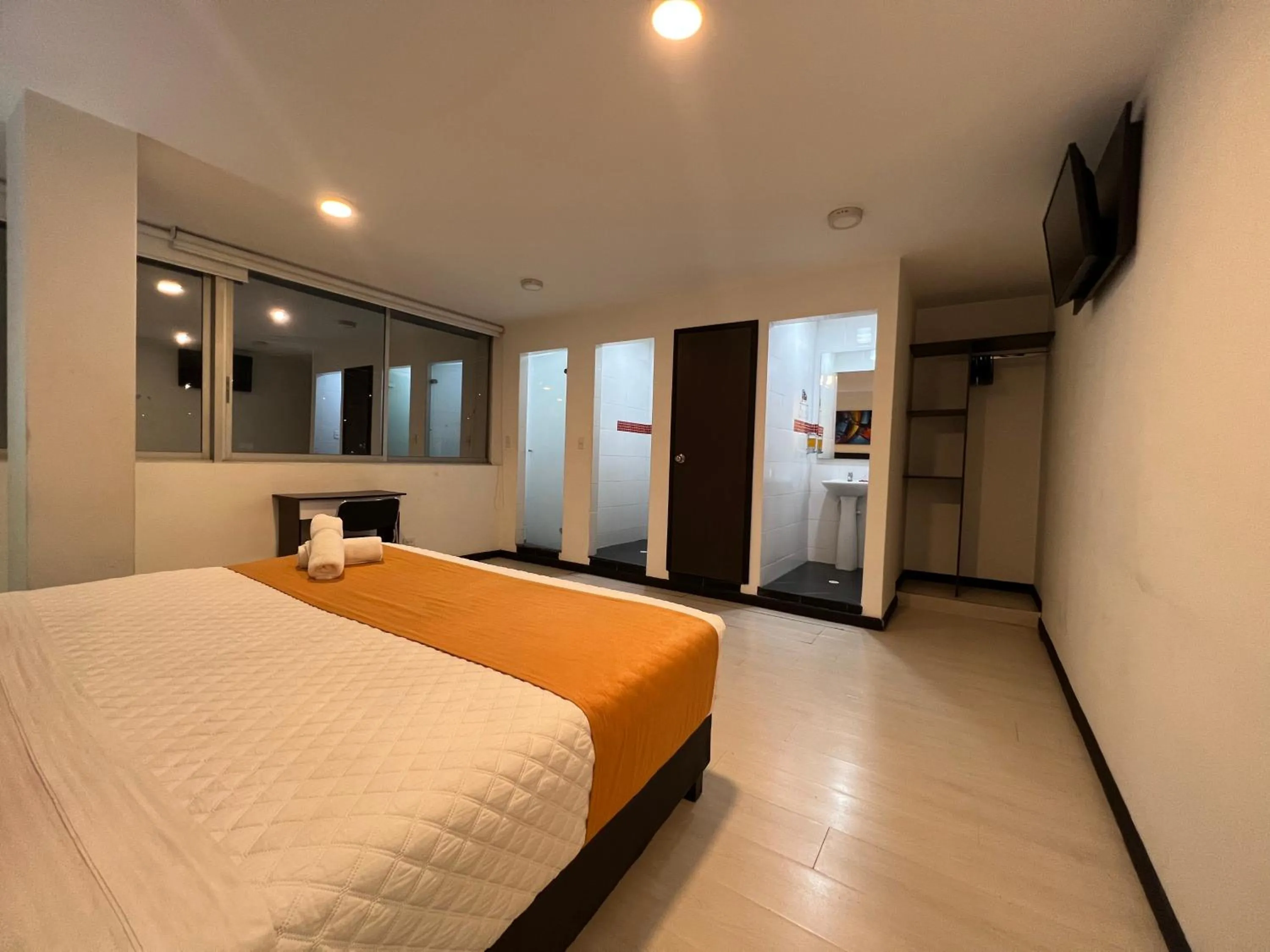 Photo of the whole room, Bed in Hotel Ferias Park