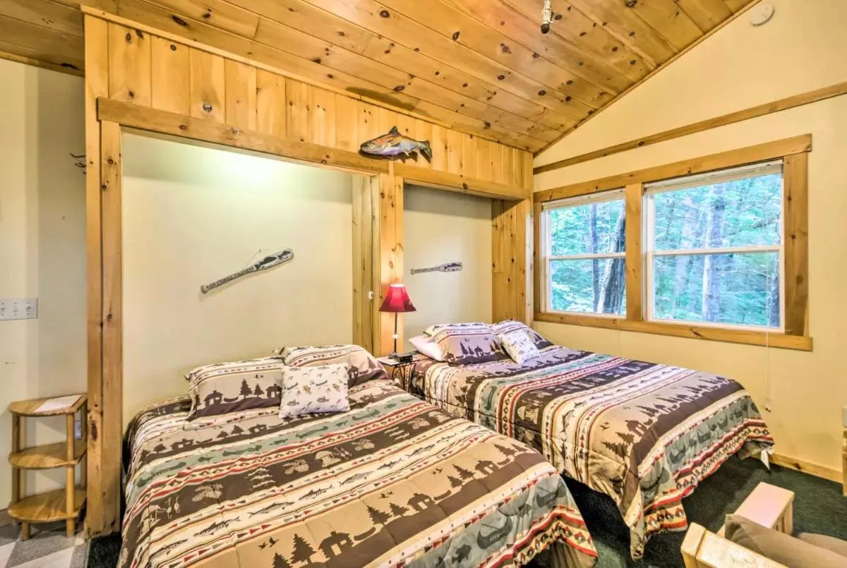 Bed in Nantahala Cabins